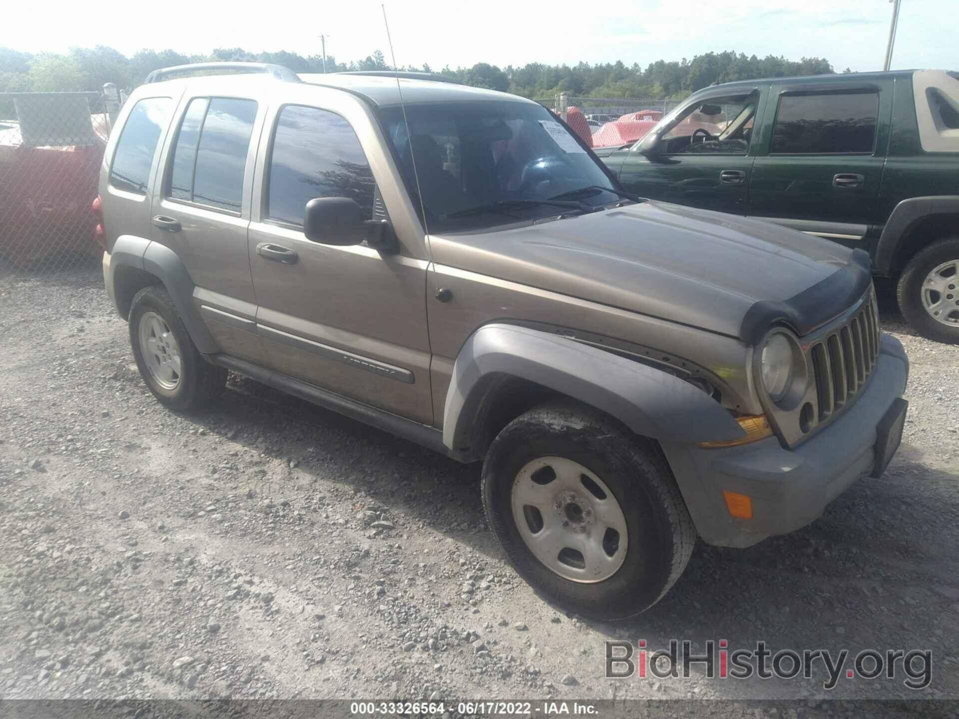 Photo 1J4GK48K96W111894 - JEEP LIBERTY 2006