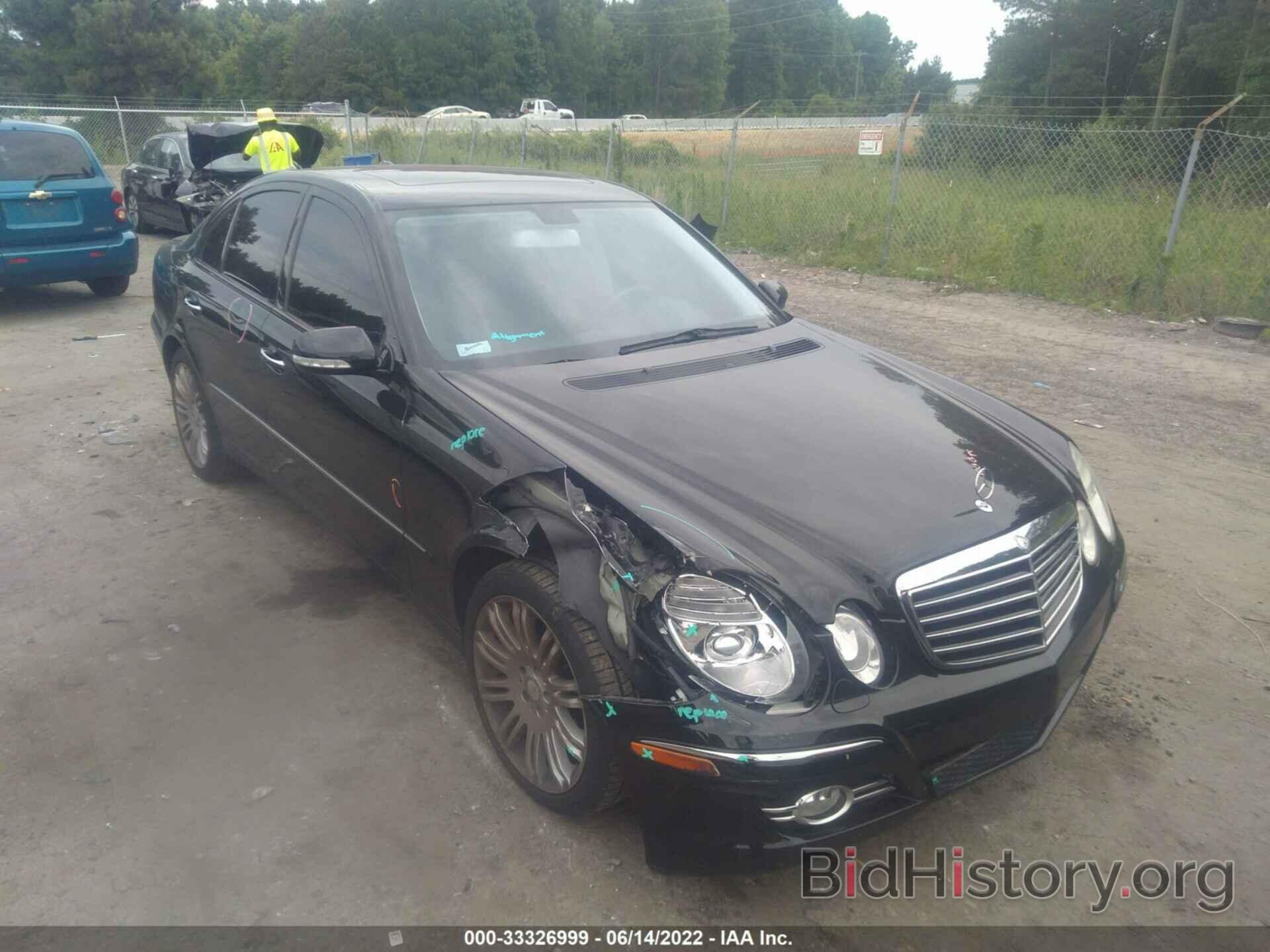 Photo WDBUF87X68B188992 - MERCEDES-BENZ E-CLASS 2008