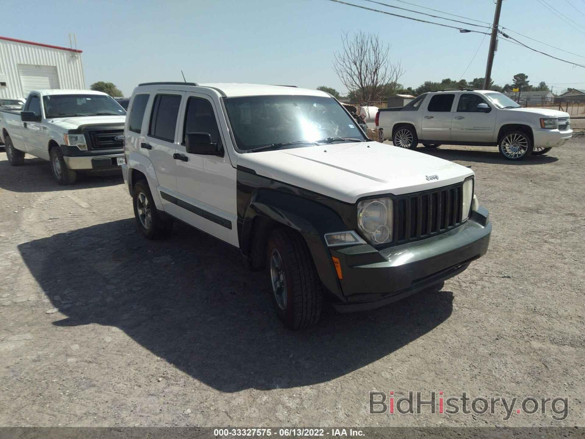 Photo 1J8GN28K49W501848 - JEEP LIBERTY 2009