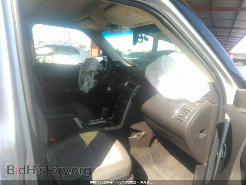 2010 Ford FLEX (VIN 2FMGK5CC9ABA66456) — photo 5 of 12