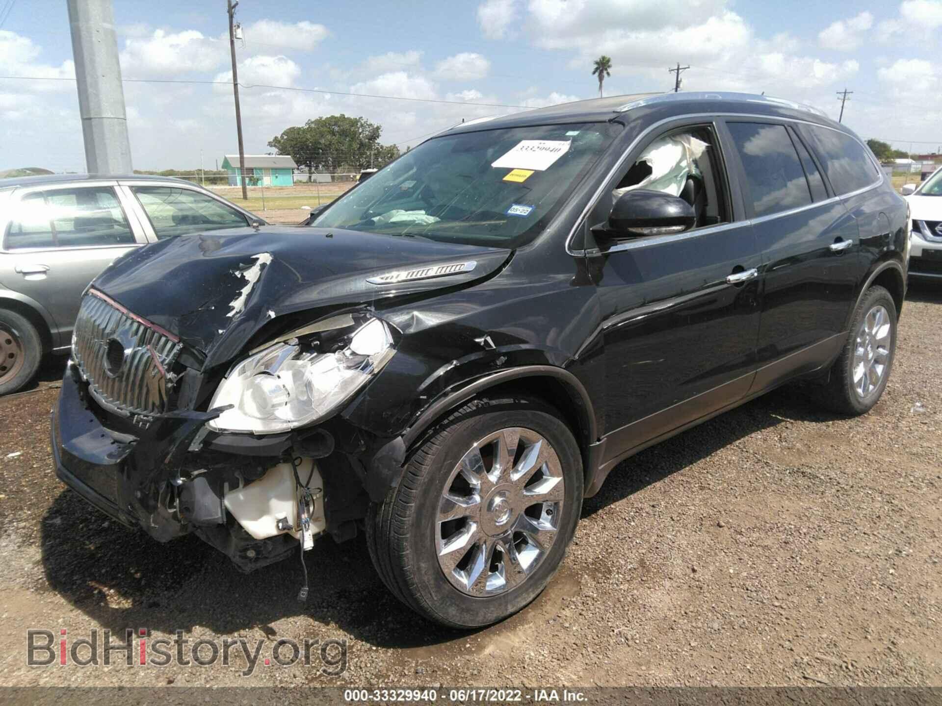 2011 BUICK ENCLAVE - VIN: 5GAKRCED8BJ214714 - Фото 2