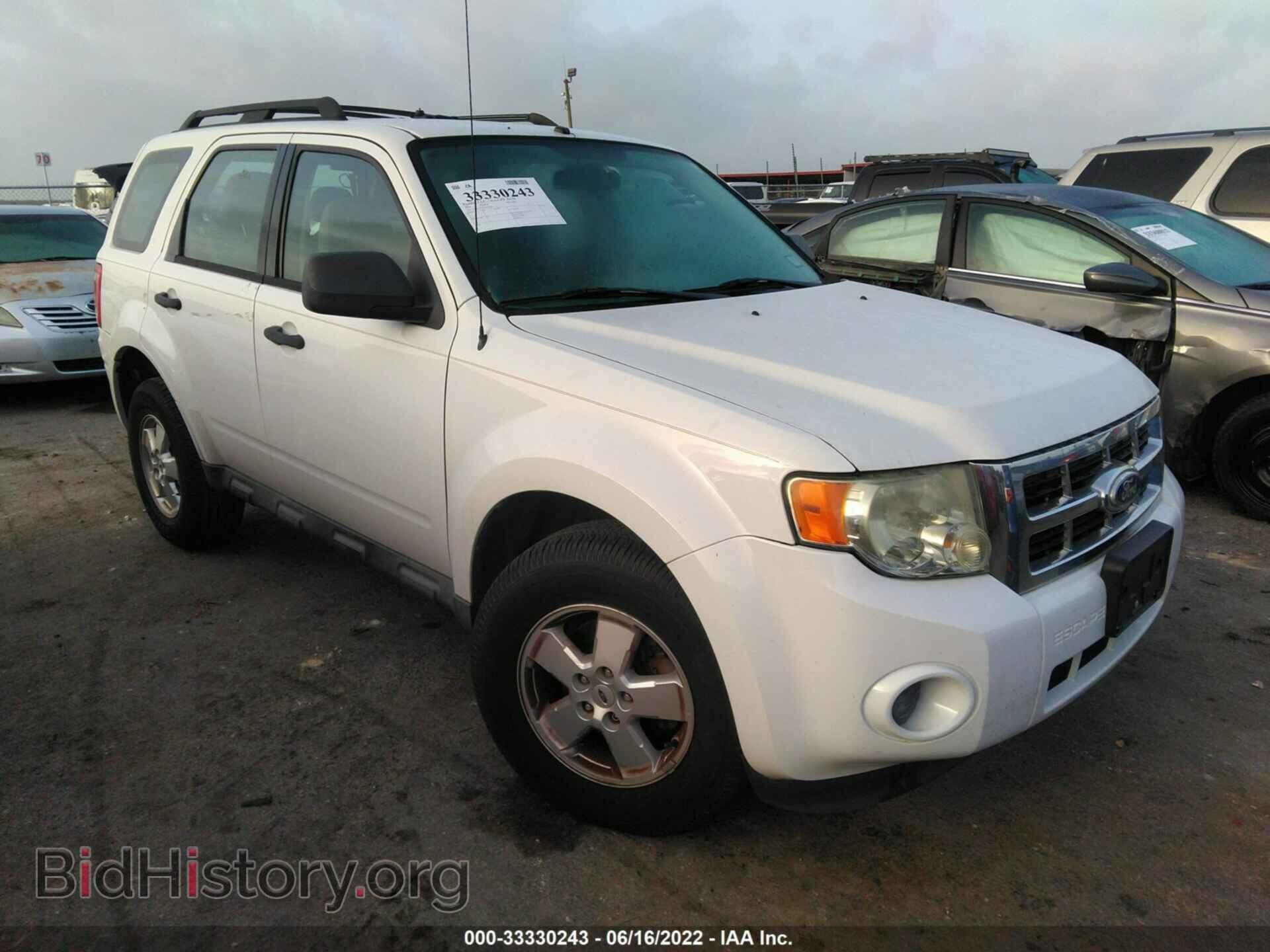 Фотография 1FMCU0C72AKD33411 - FORD ESCAPE 2010