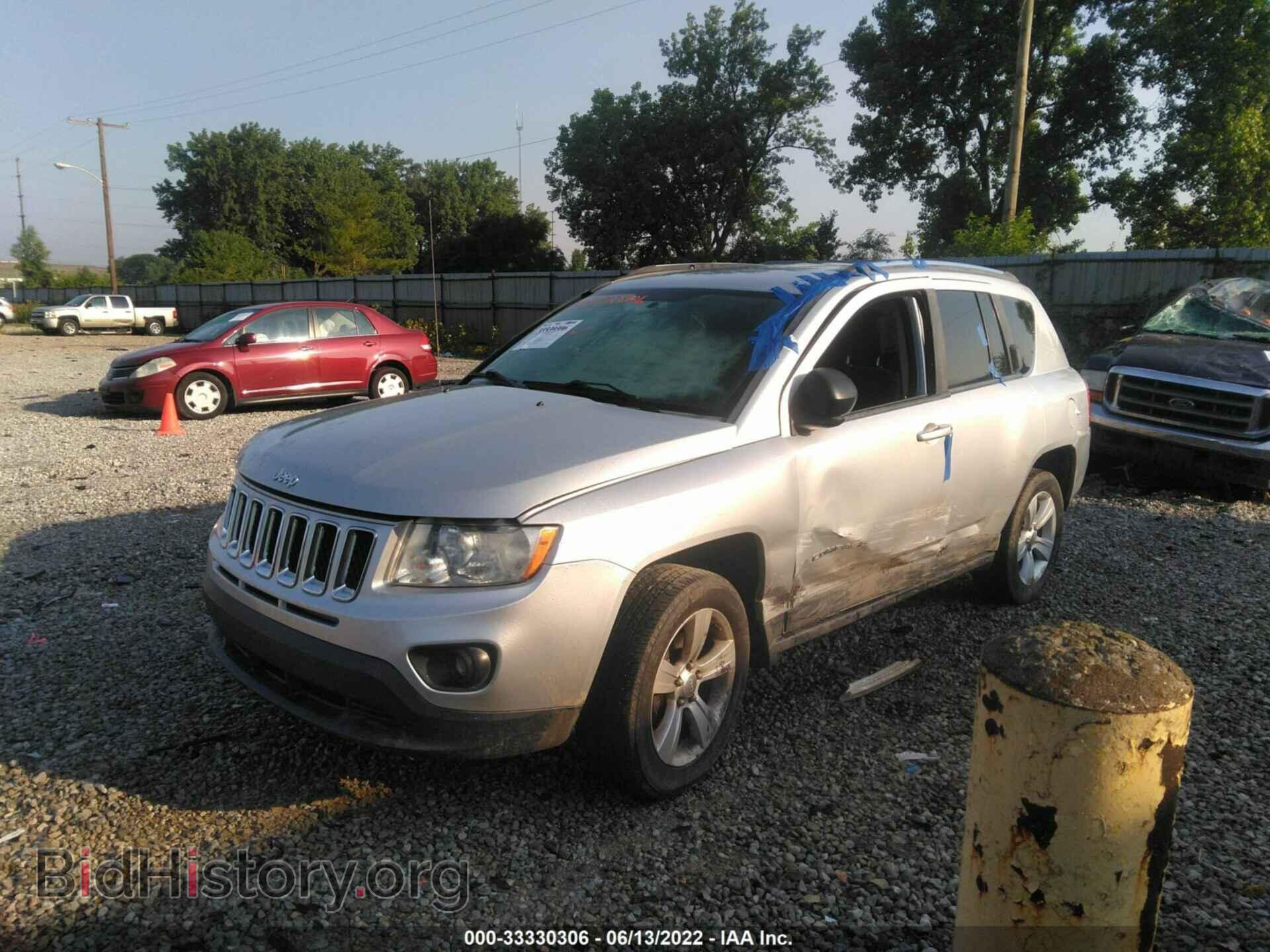 2011 JEEP COMPASS - VIN: 1J4NT1FA2BD138552 - Фото 2