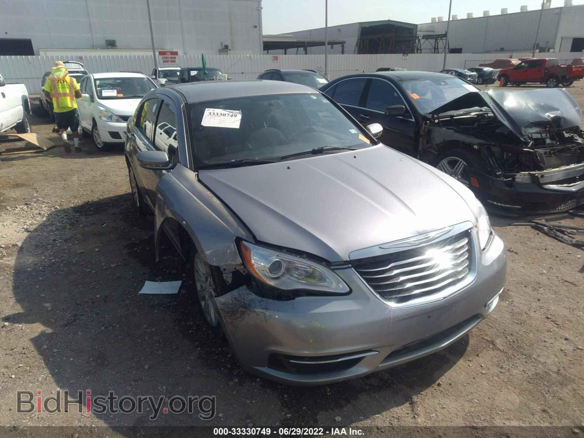 Photo 1C3CCBBG4DN532259 - CHRYSLER 200 2013