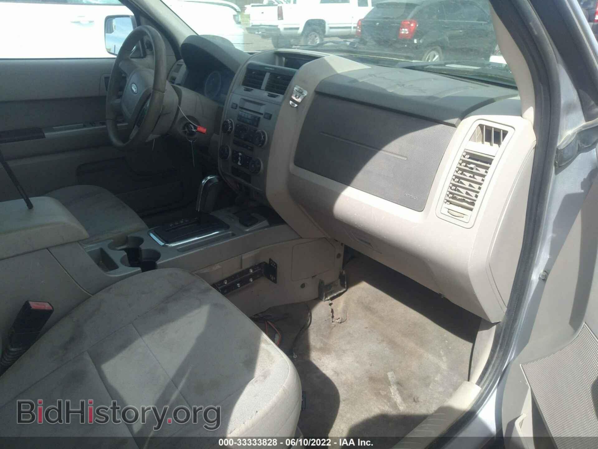 2011 FORD ESCAPE - VIN: 1FMCU5K33BKC53807 - Фото 5