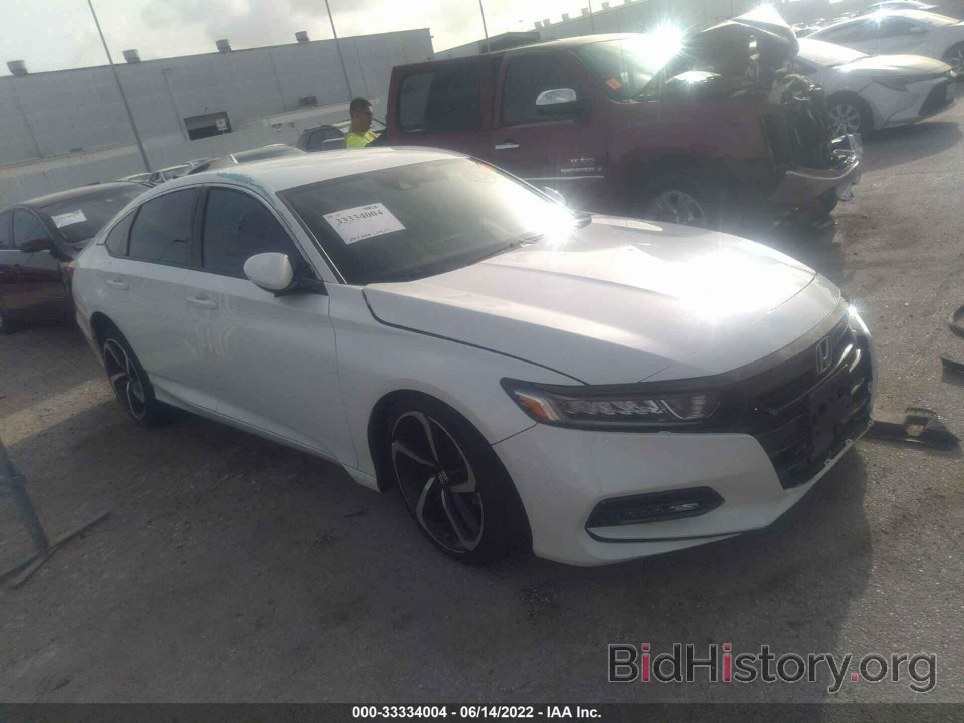 Photo 1HGCV1F3XLA073169 - HONDA ACCORD SEDAN 2020