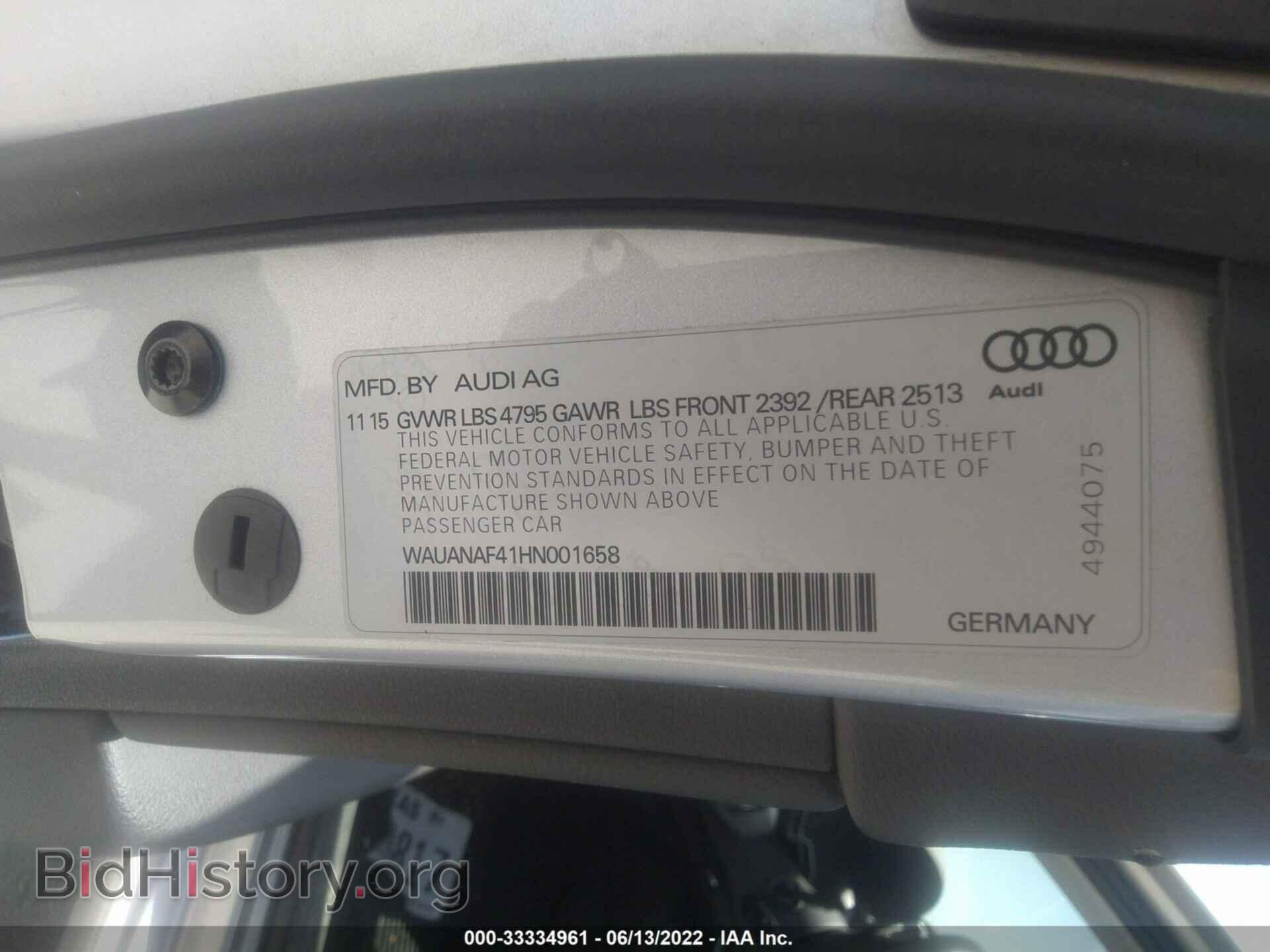 2017 AUDI A4 - VIN: WAUANAF41HN001658 - Фото 9