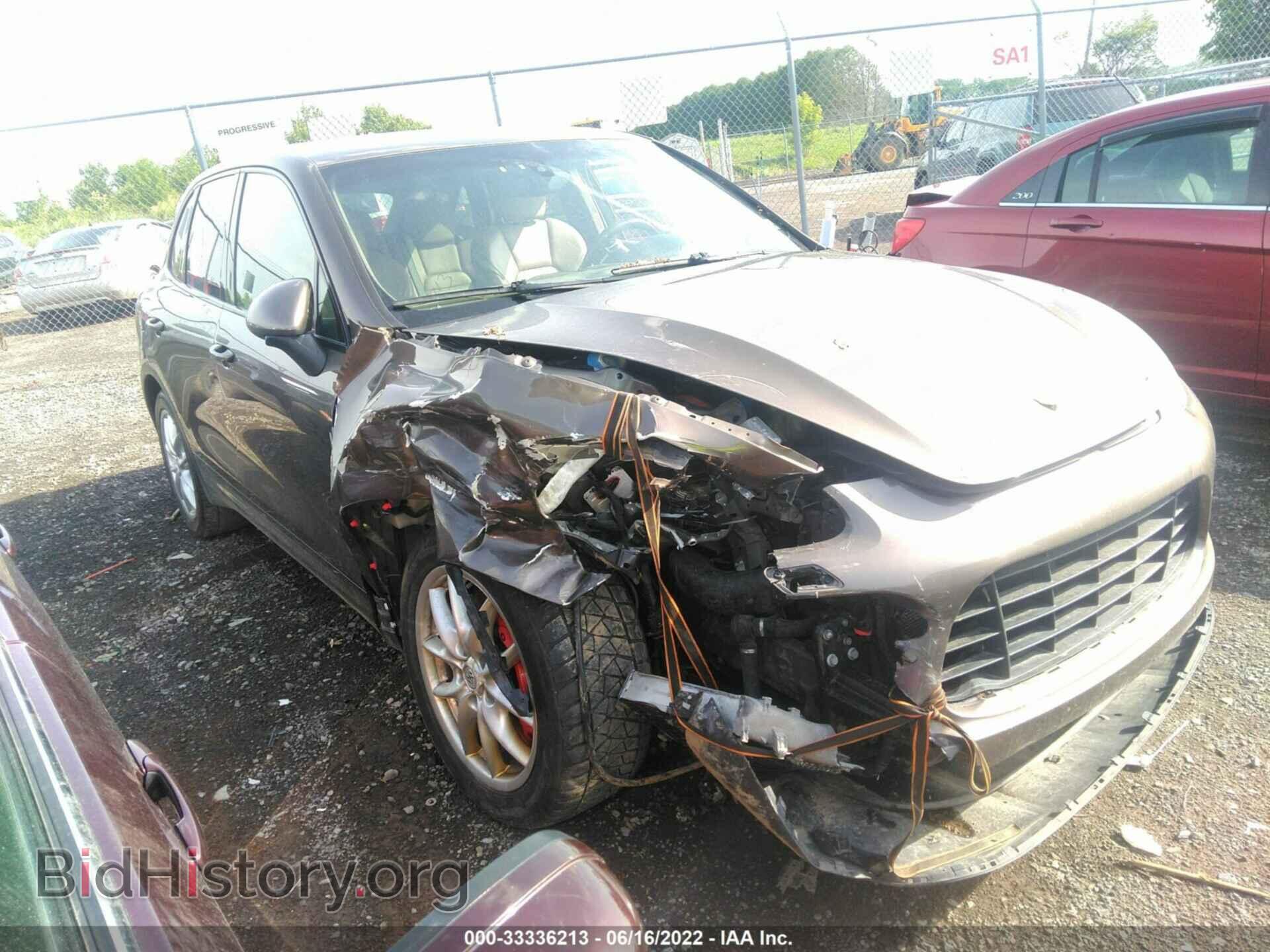 Photo WP1AC2A21BLA85079 - PORSCHE CAYENNE 2011