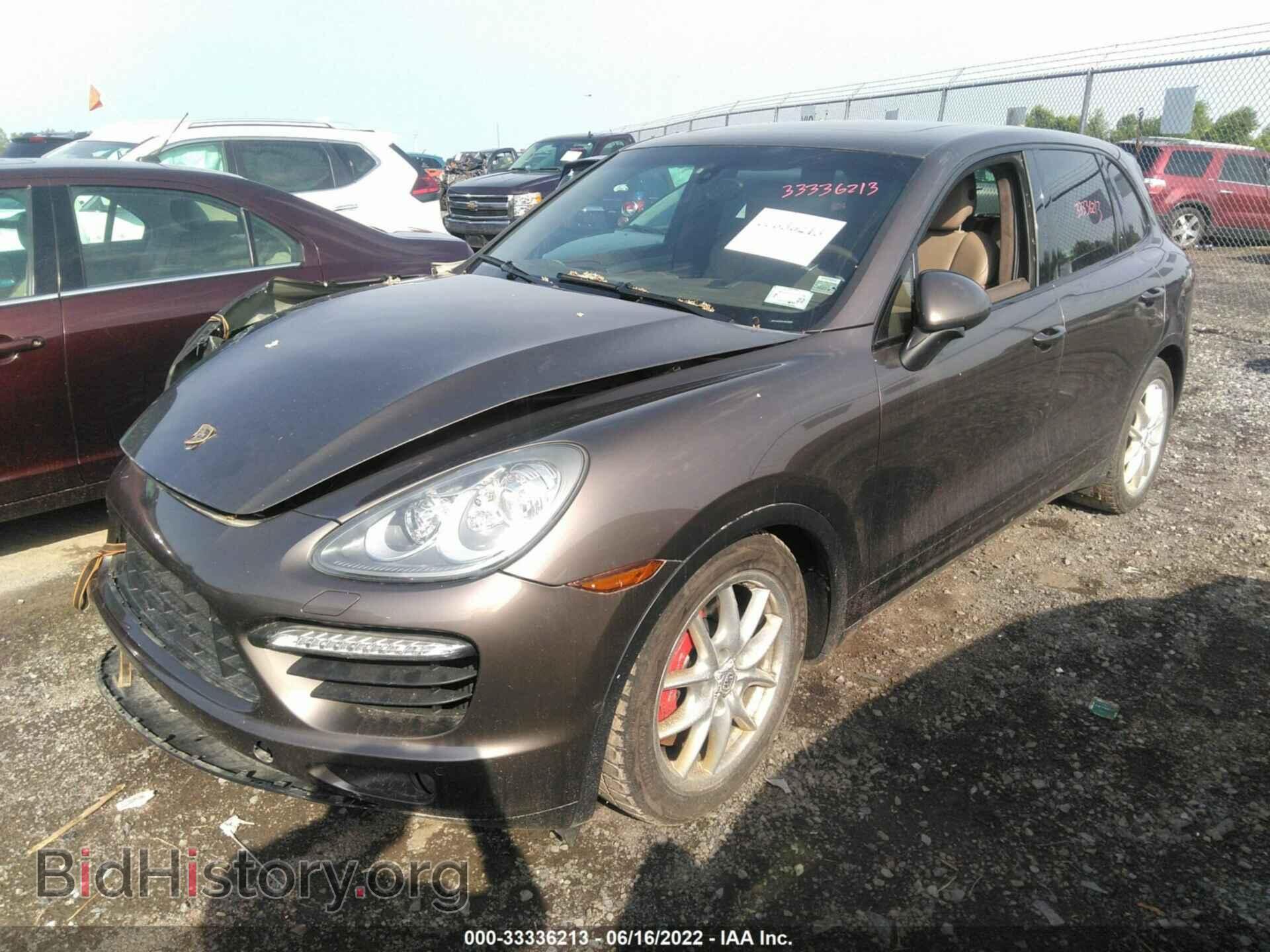 2011 PORSCHE CAYENNE - VIN: WP1AC2A21BLA85079 - Фото 2
