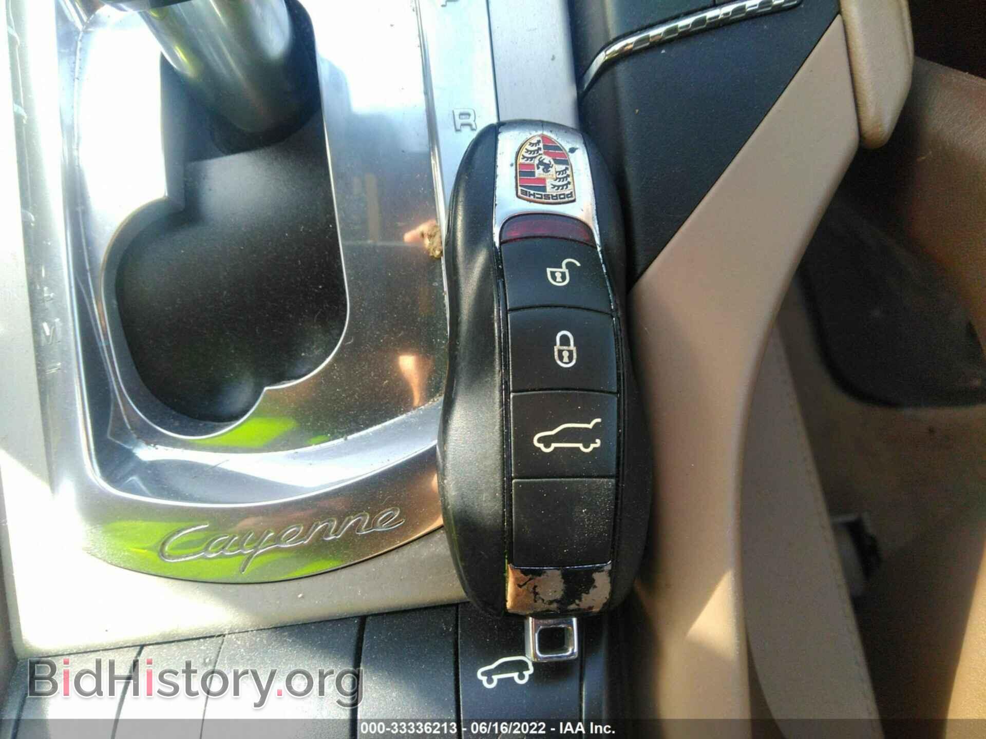 2011 PORSCHE CAYENNE - VIN: WP1AC2A21BLA85079 - Фото 11