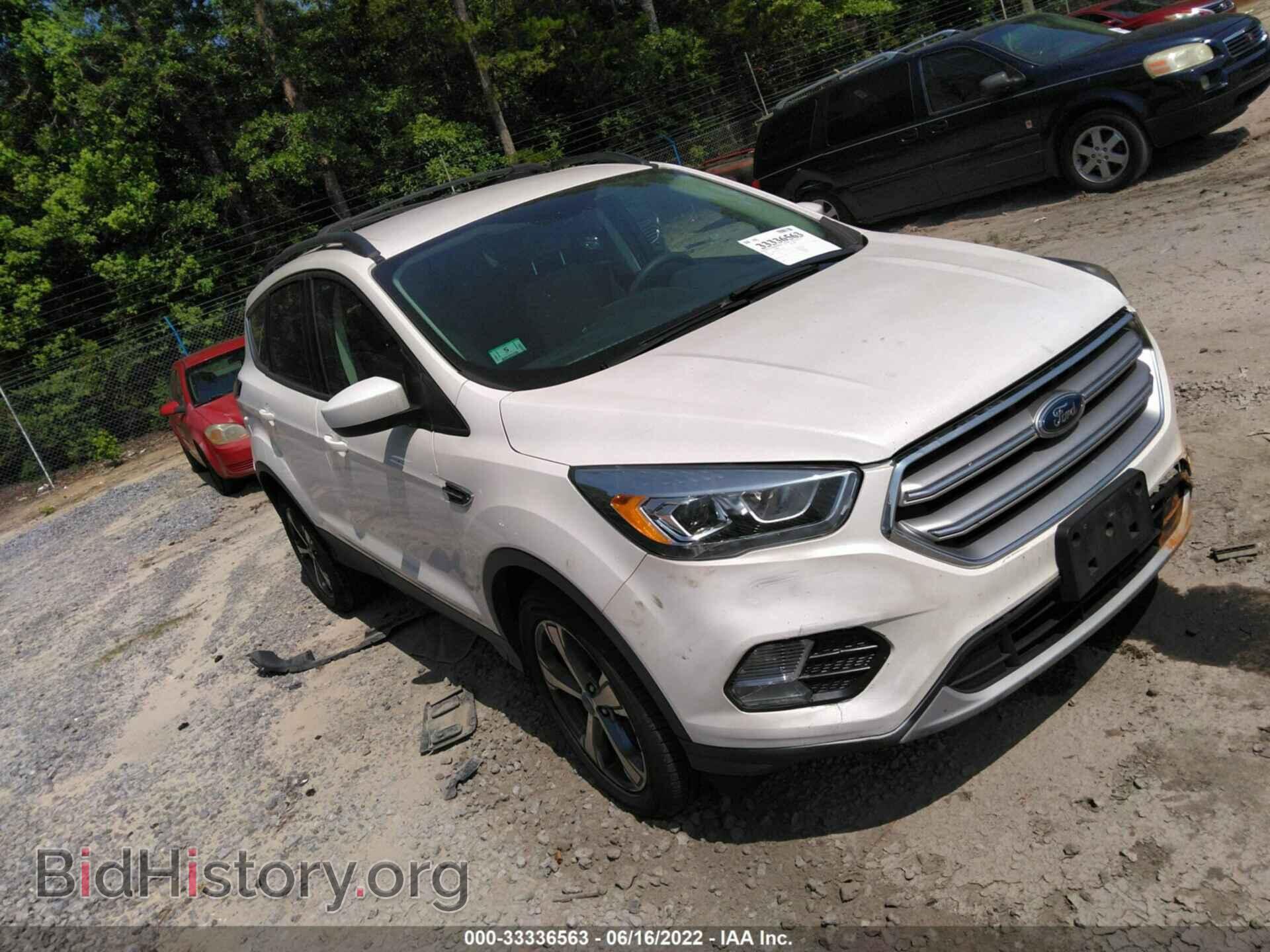 Фотография 1FMCU9GD3HUC92130 - FORD ESCAPE 2017