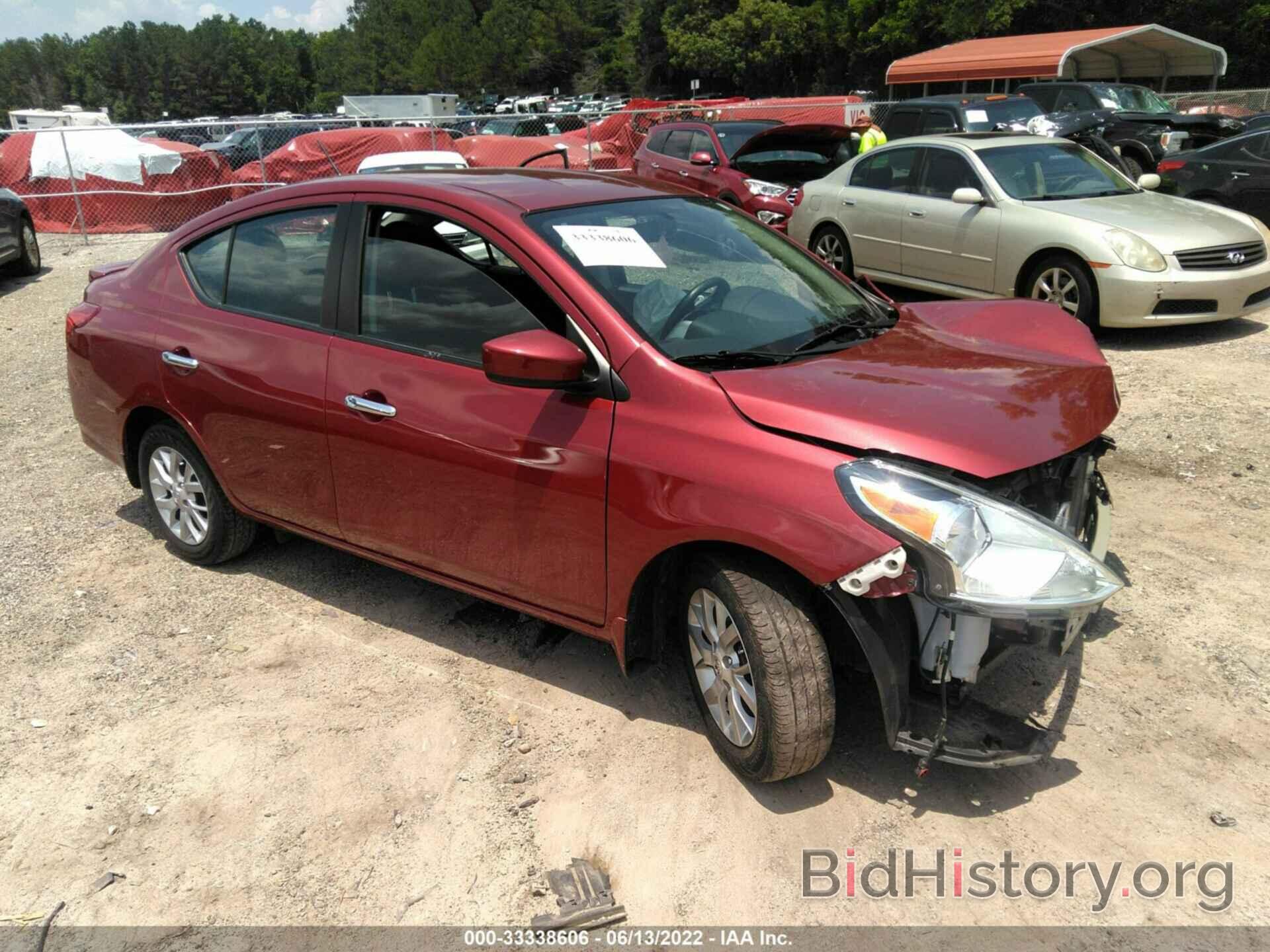 Photo 3N1CN7AP7KL811533 - NISSAN VERSA SEDAN 2019