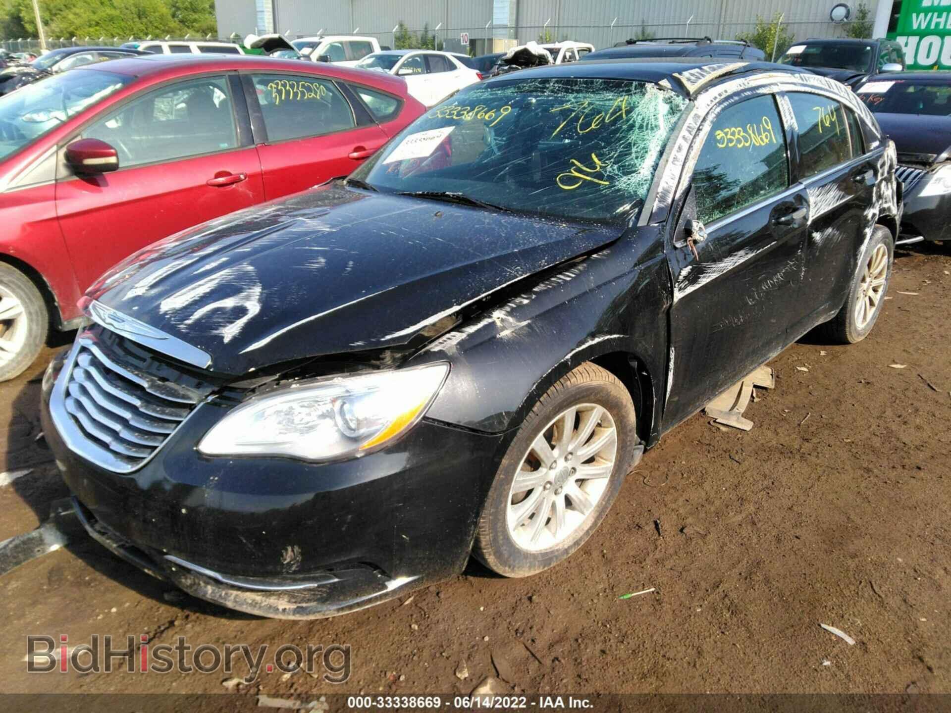 2012 CHRYSLER 200 - VIN: 1C3CCBBB7CN135762 - Фото 2