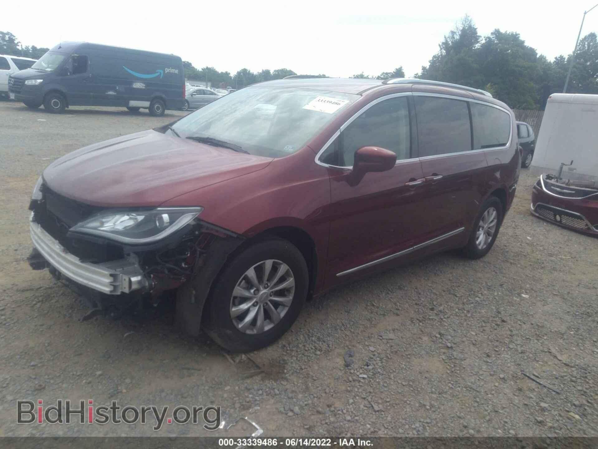 2018 CHRYSLER PACIFICA - VIN: 2C4RC1BG3JR132384 - Фото 2