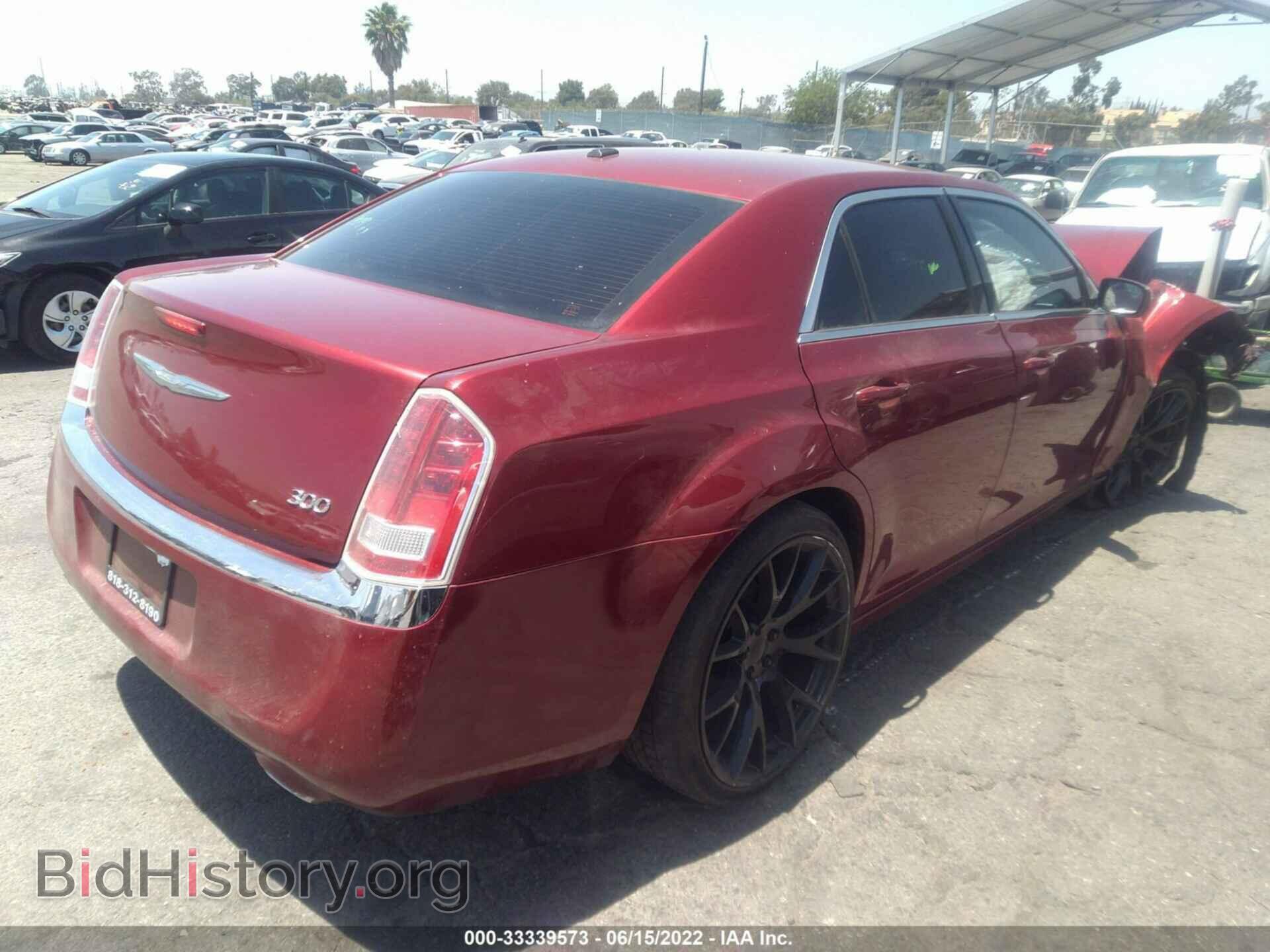 2014 CHRYSLER 300 - VIN: 2C3CCAAG7EH214223 - Фото 4
