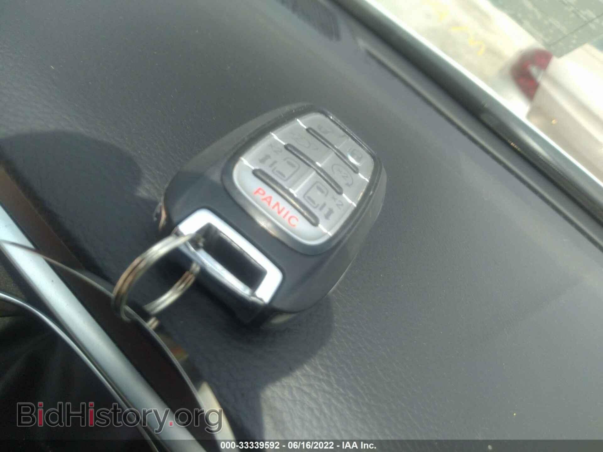 2017 CHRYSLER PACIFICA - VIN: 2C4RC1EG2HR757560 - Photo 11