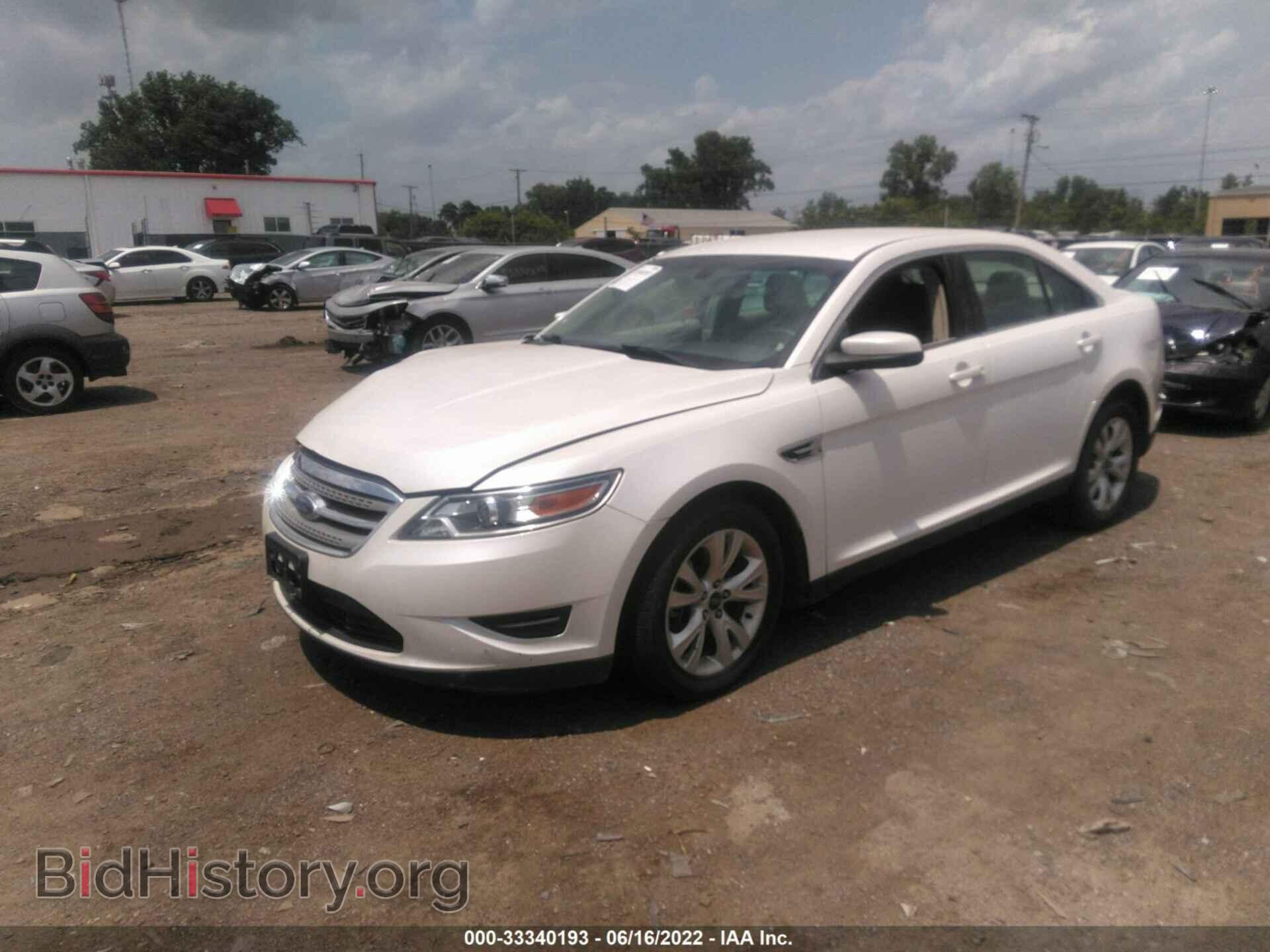 2012 FORD TAURUS - VIN: 1FAHP2EW4CG125401 - Фото 2