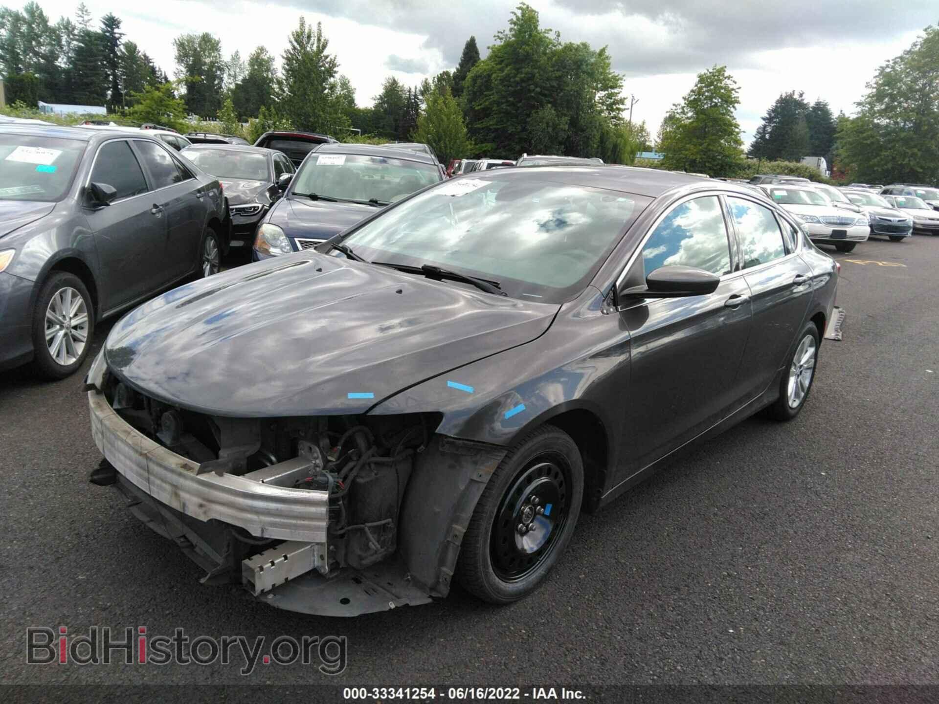 2015 CHRYSLER 200 - VIN: 1C3CCCAB9FN563943 - Фото 2