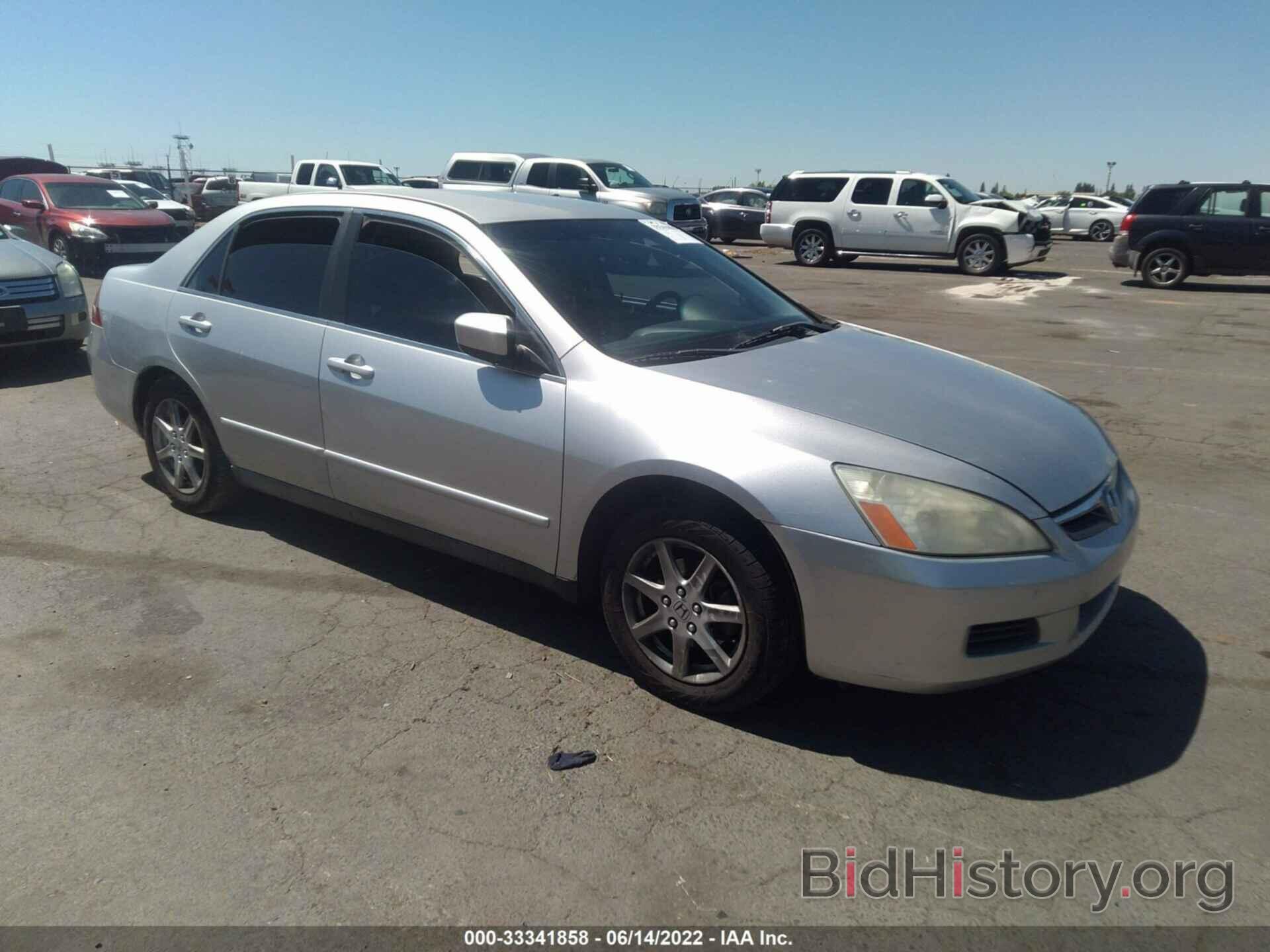 Photo 1HGCM56486A034944 - HONDA ACCORD SDN 2006