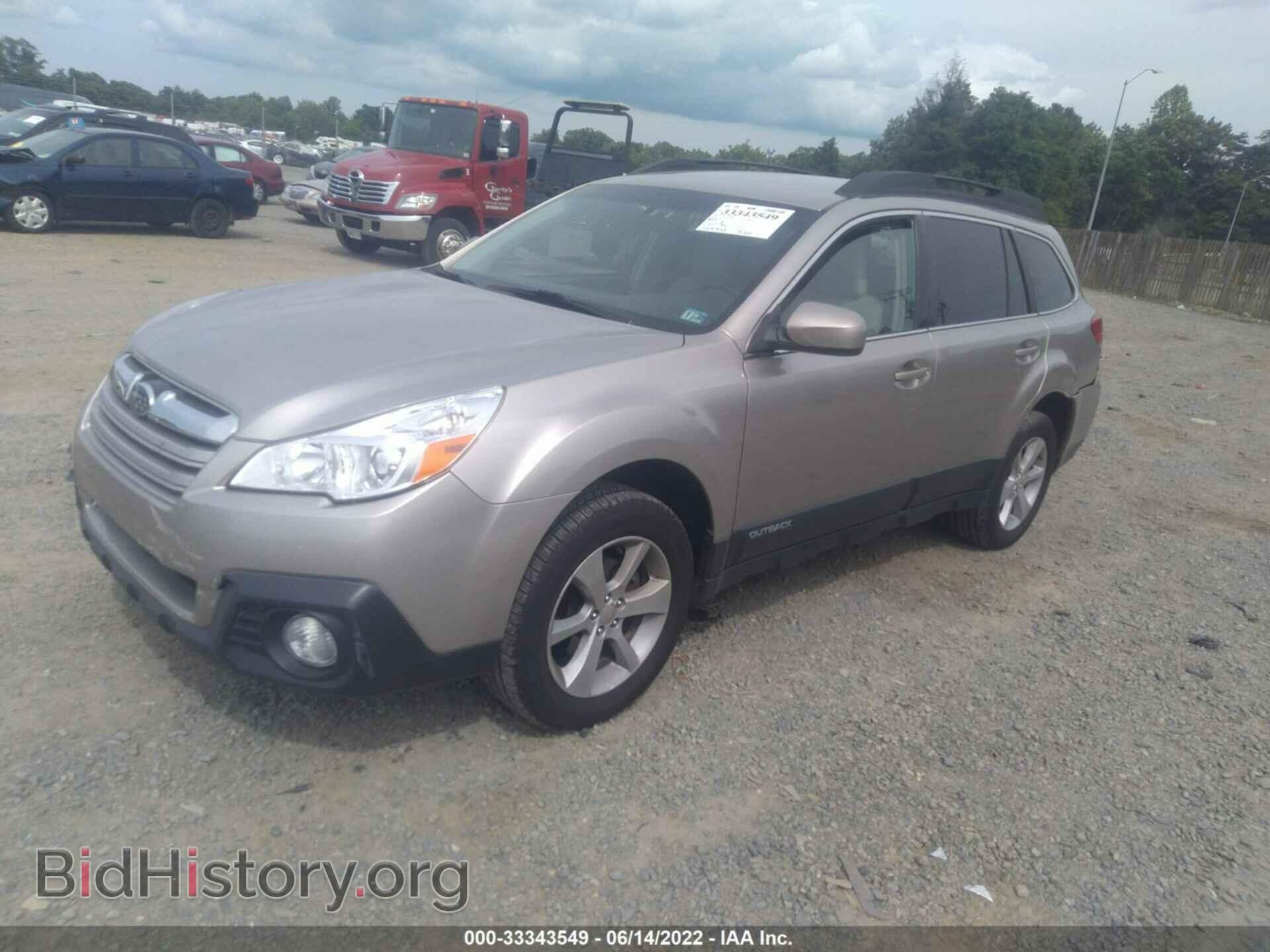 2014 SUBARU OUTBACK - VIN: 4S4BRBCC4E3304725 - Фото 2