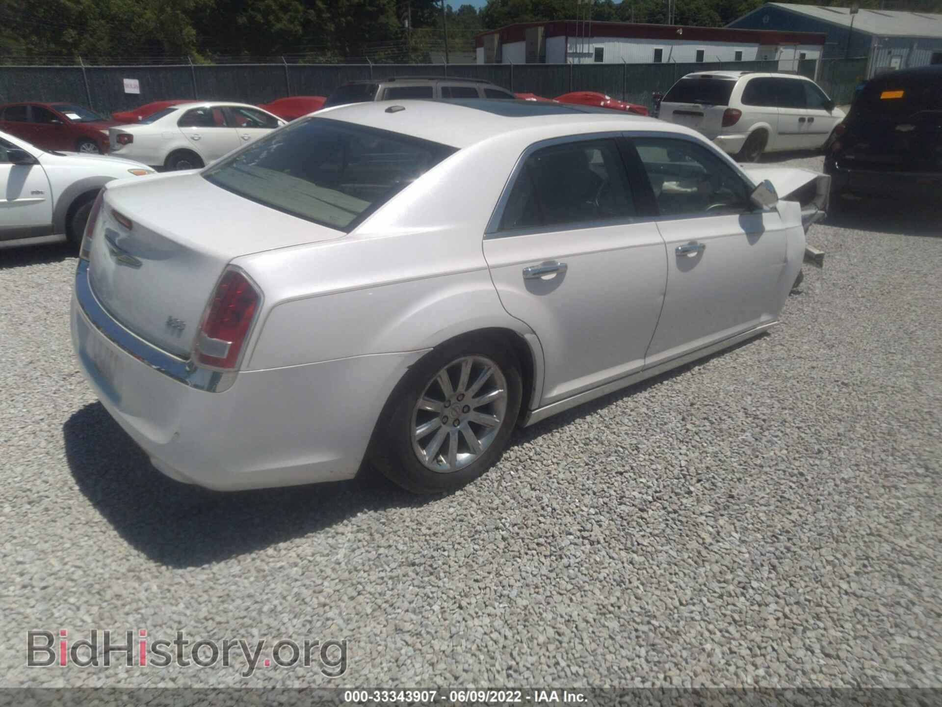 2011 CHRYSLER 300 - VIN: 2C3CA5CG9BH530082 - Фото 4