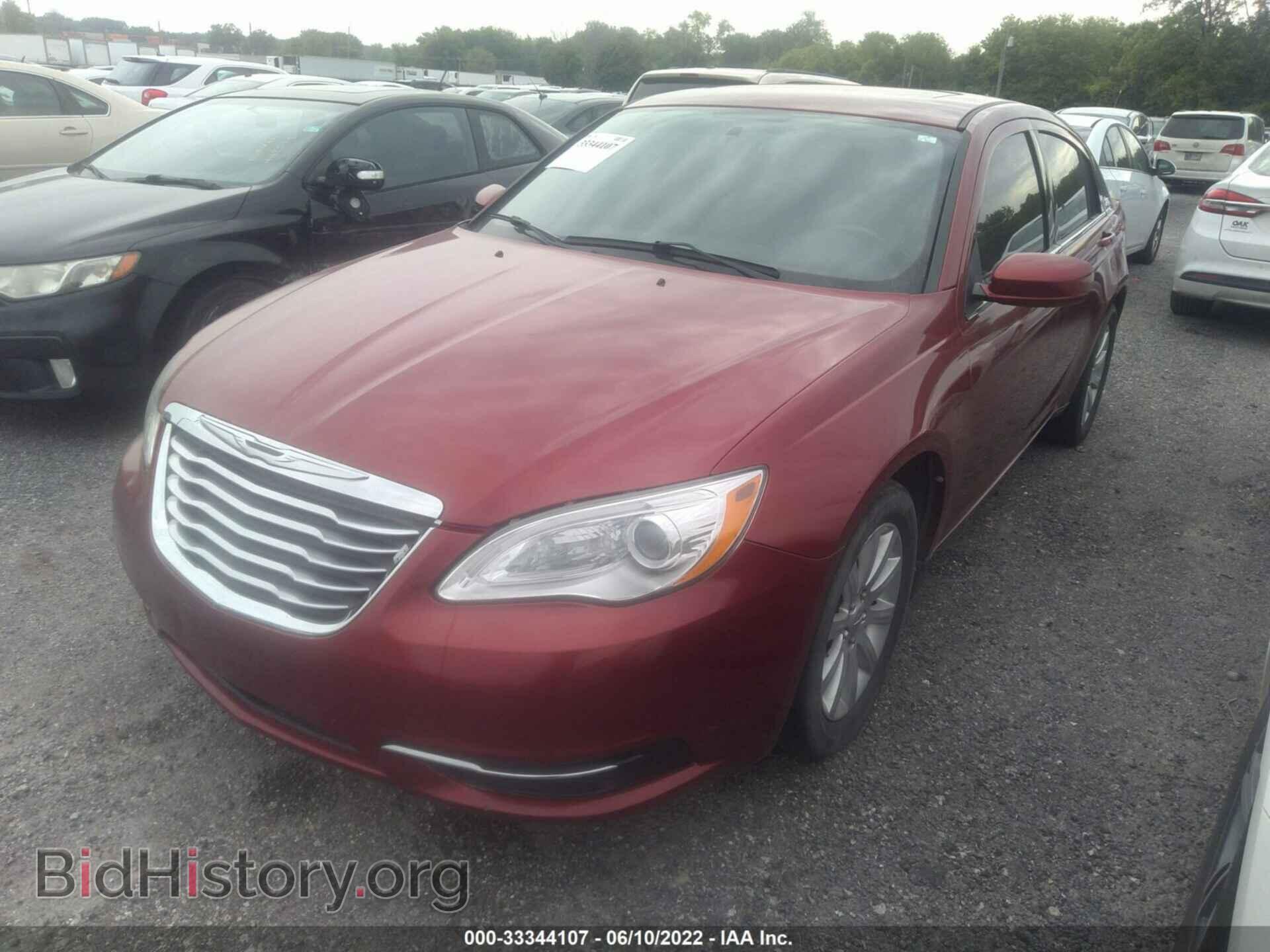 2013 CHRYSLER 200 - VIN: 1C3CCBBB4DN633421 - Photo 2