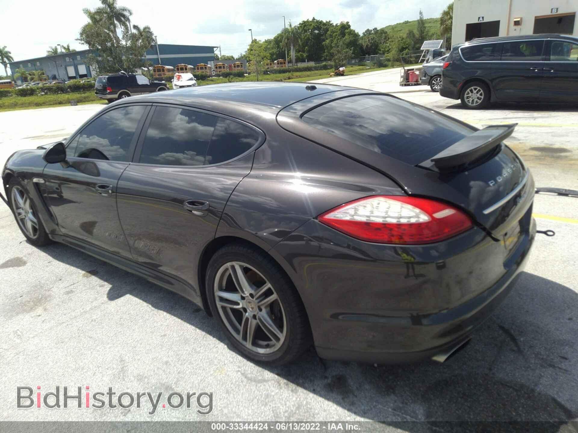 2012 PORSCHE PANAMERA - VIN: WP0AA2A72CL071812 - Photo 3