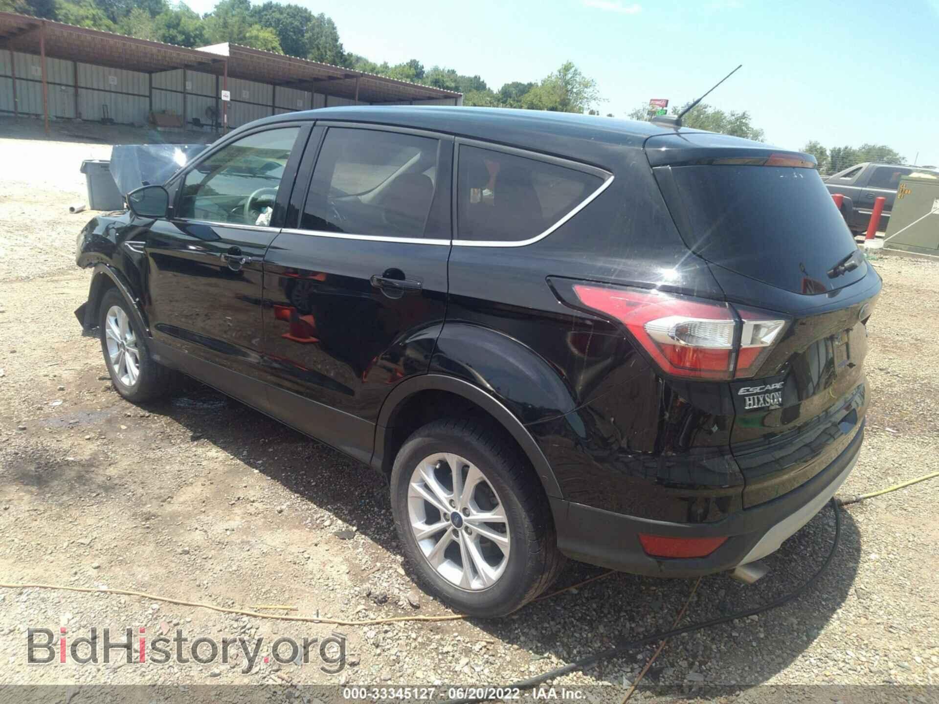 2017 FORD ESCAPE - VIN: 1FMCU0G92HUC12811 - Фото 3