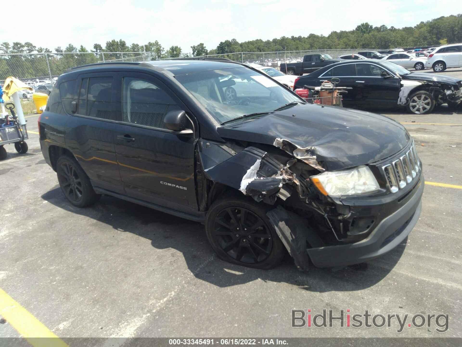 Photo 1C4NJCEB6DD167699 - JEEP COMPASS 2013