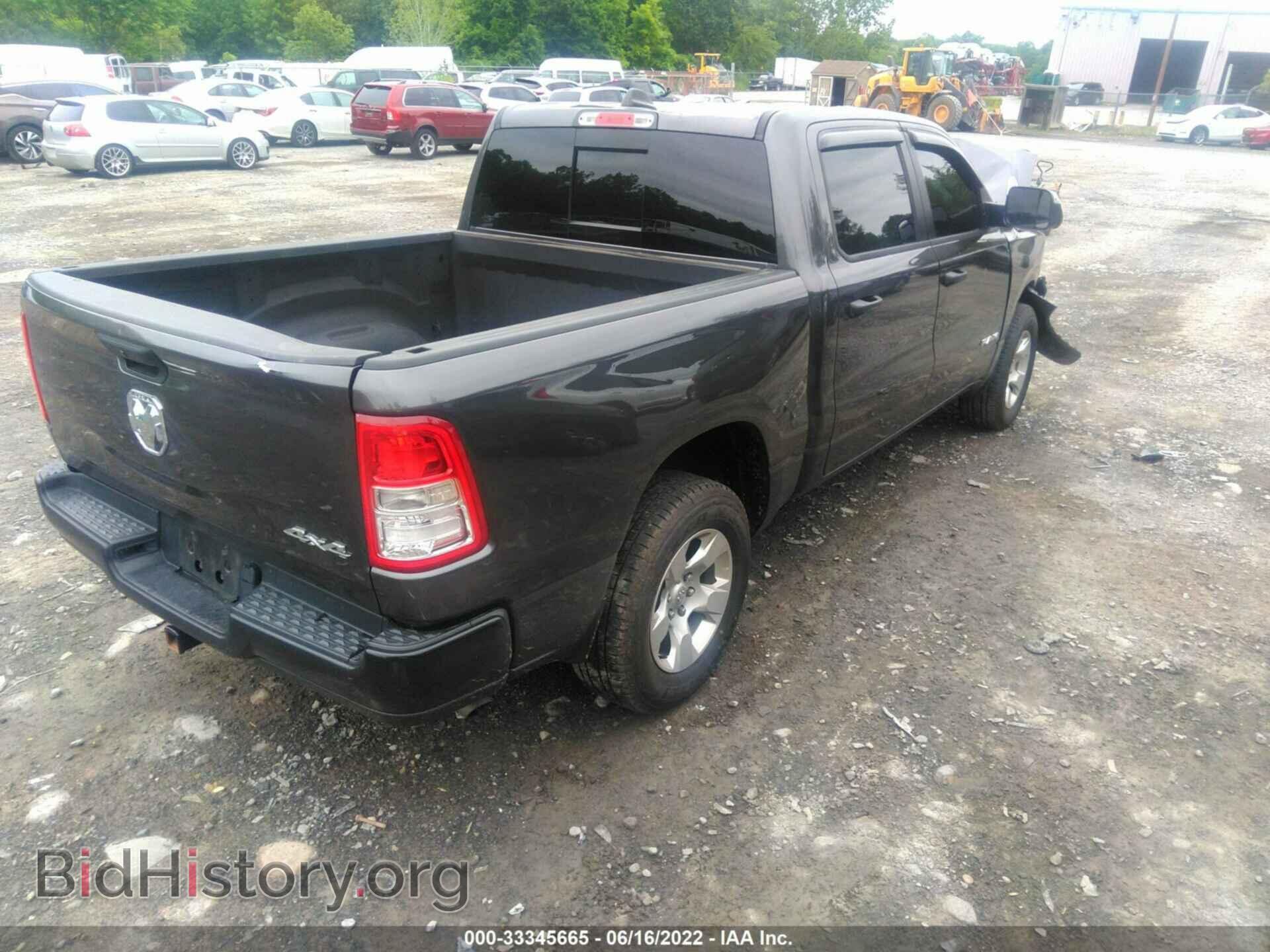 2019 RAM 1500 - VIN: 1C6SRFGT2KN605104 - Фото 4
