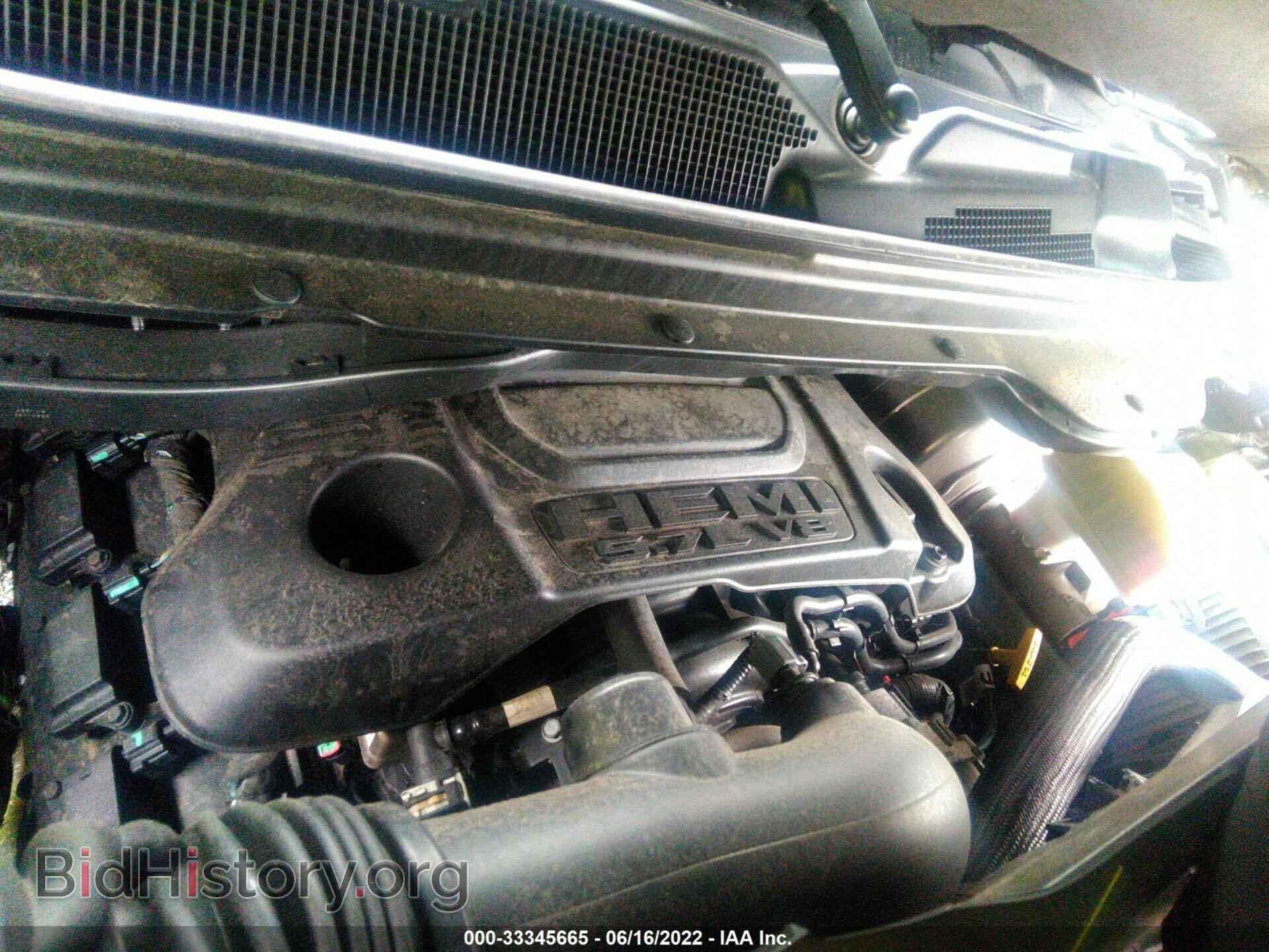 2019 RAM 1500 - VIN: 1C6SRFGT2KN605104 - Фото 10