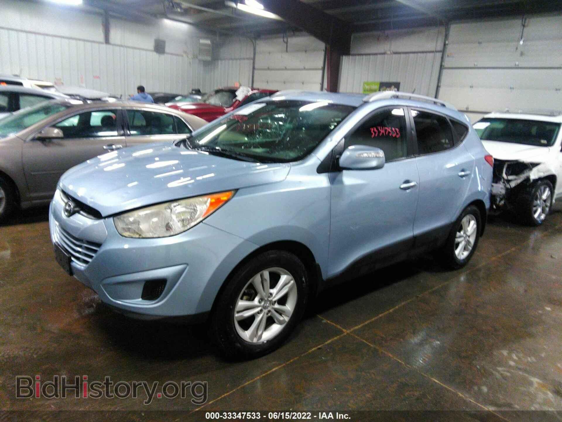 2012 HYUNDAI TUCSON - VIN: KM8JUCAC8CU542829 - Фото 2