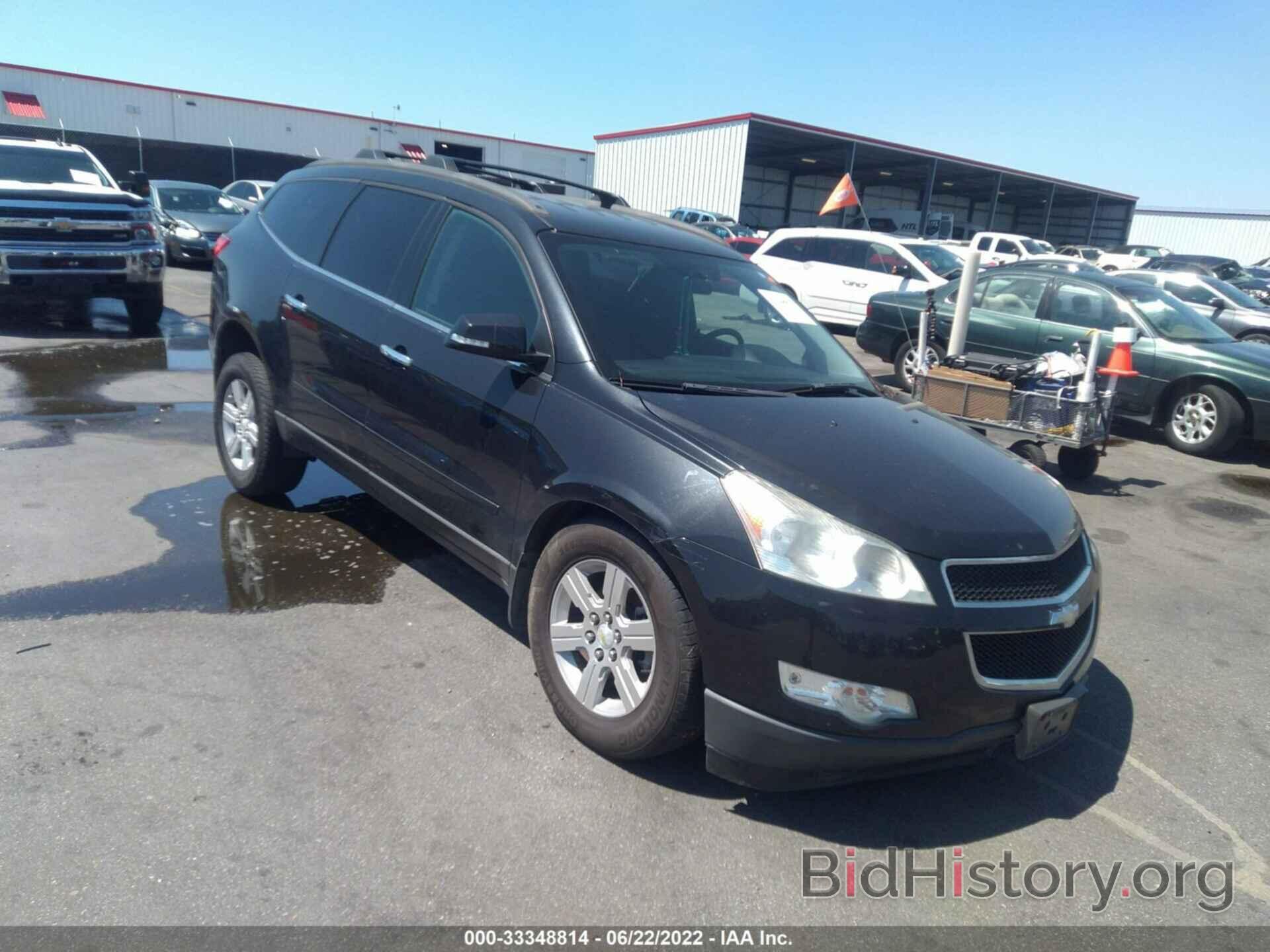 Photo 1GNKVGED3BJ131507 - CHEVROLET TRAVERSE 2011