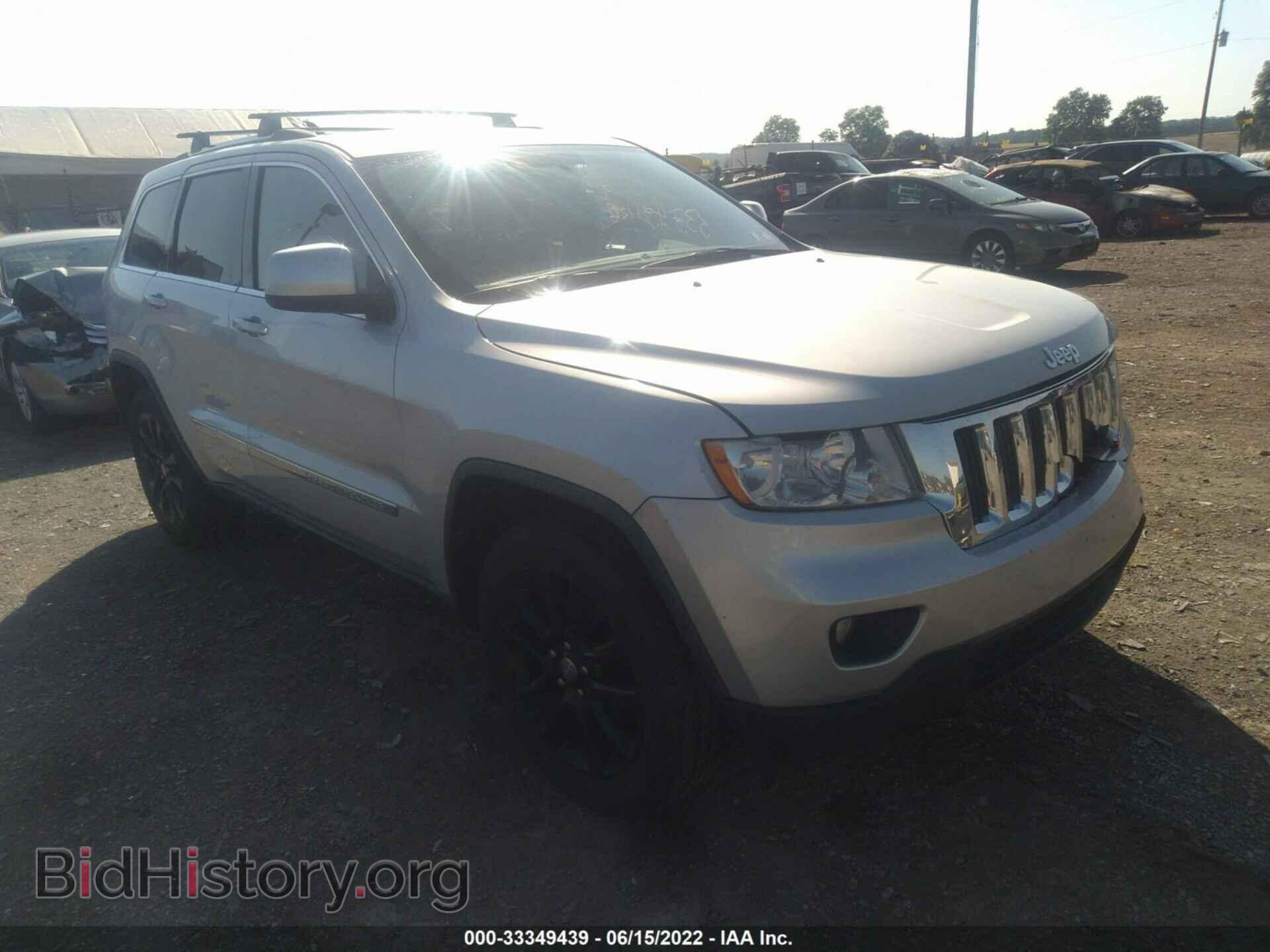 Photo 1J4RR4GGXBC690178 - JEEP GRAND CHEROKEE 2011