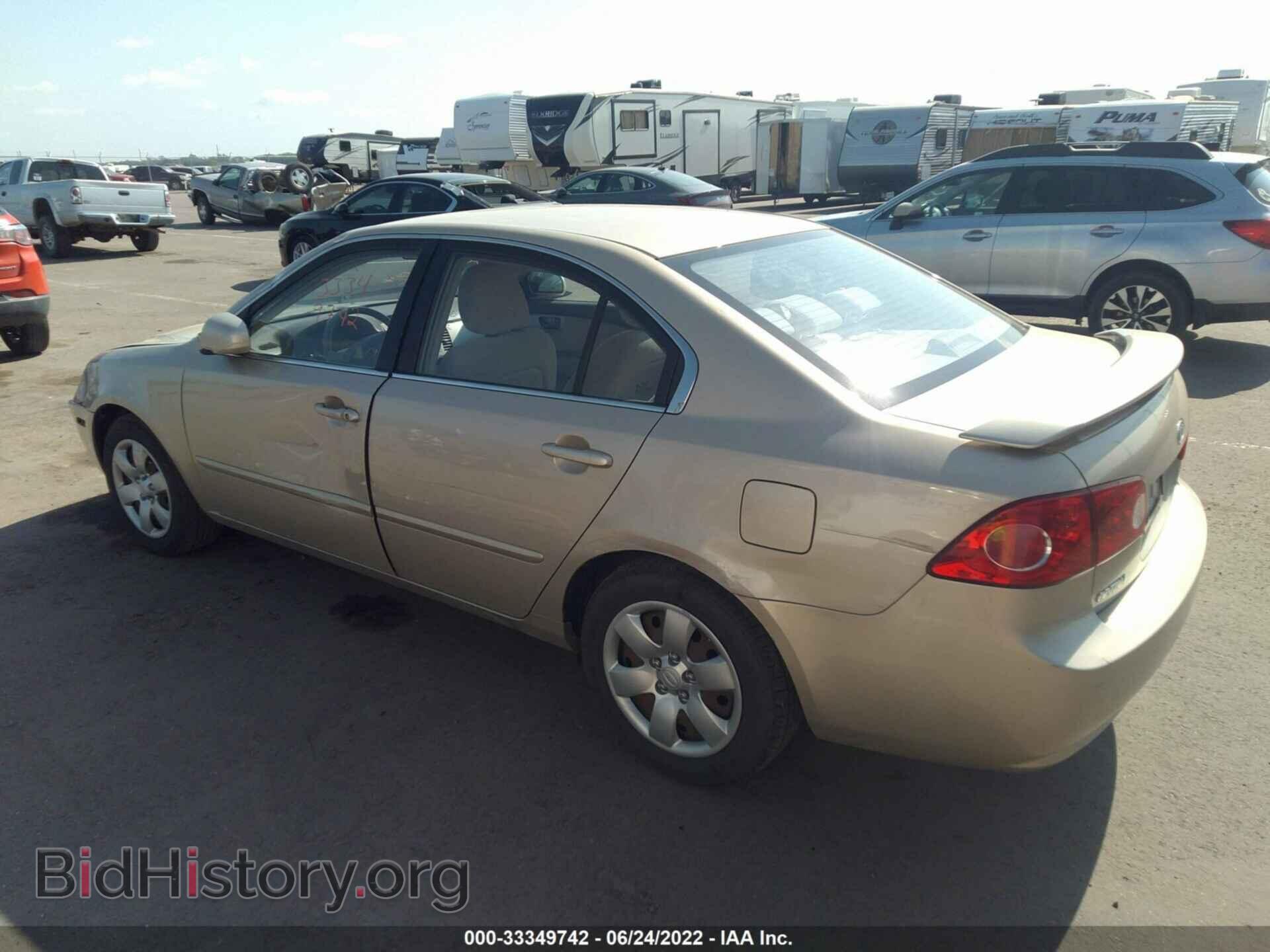 2008 KIA OPTIMA - VIN: KNAGE123885245833 - Фото 3