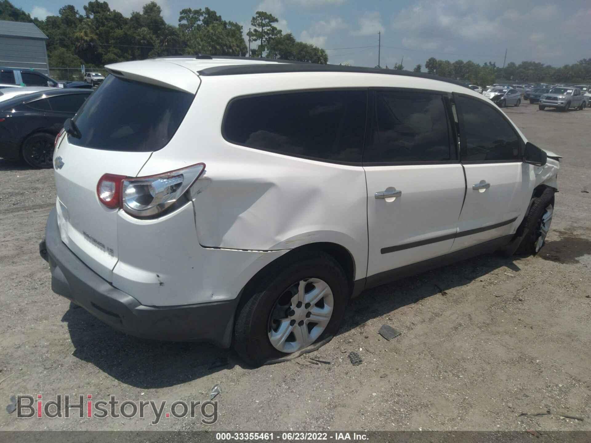 2012 CHEVROLET TRAVERSE - VIN: 1GNKRFED0CJ257212 - Фото 4