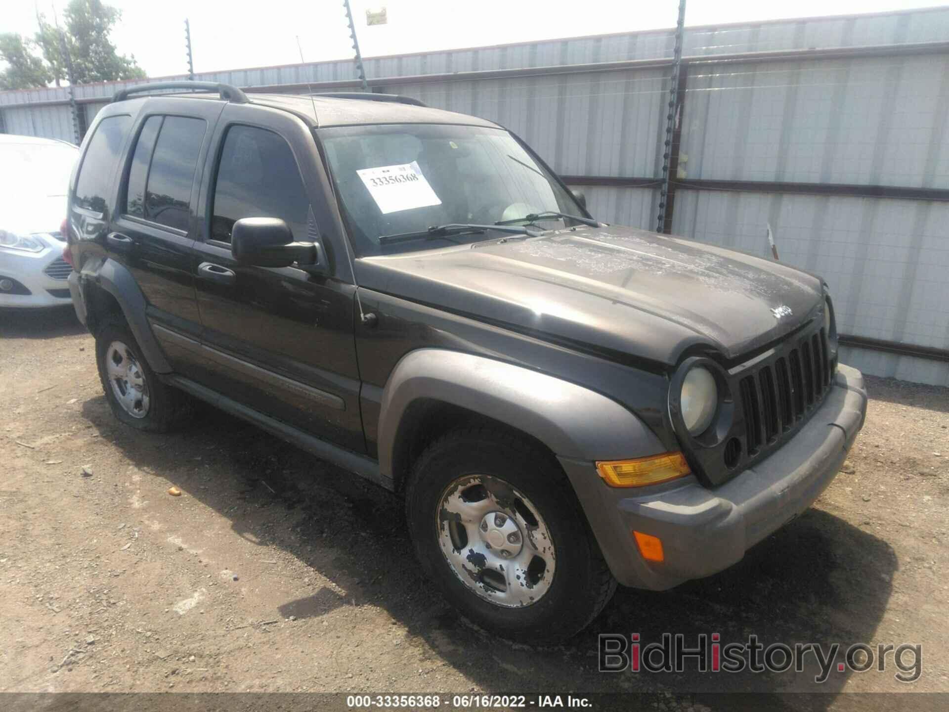 Photo 1J4GK48K96W236698 - JEEP LIBERTY 2006