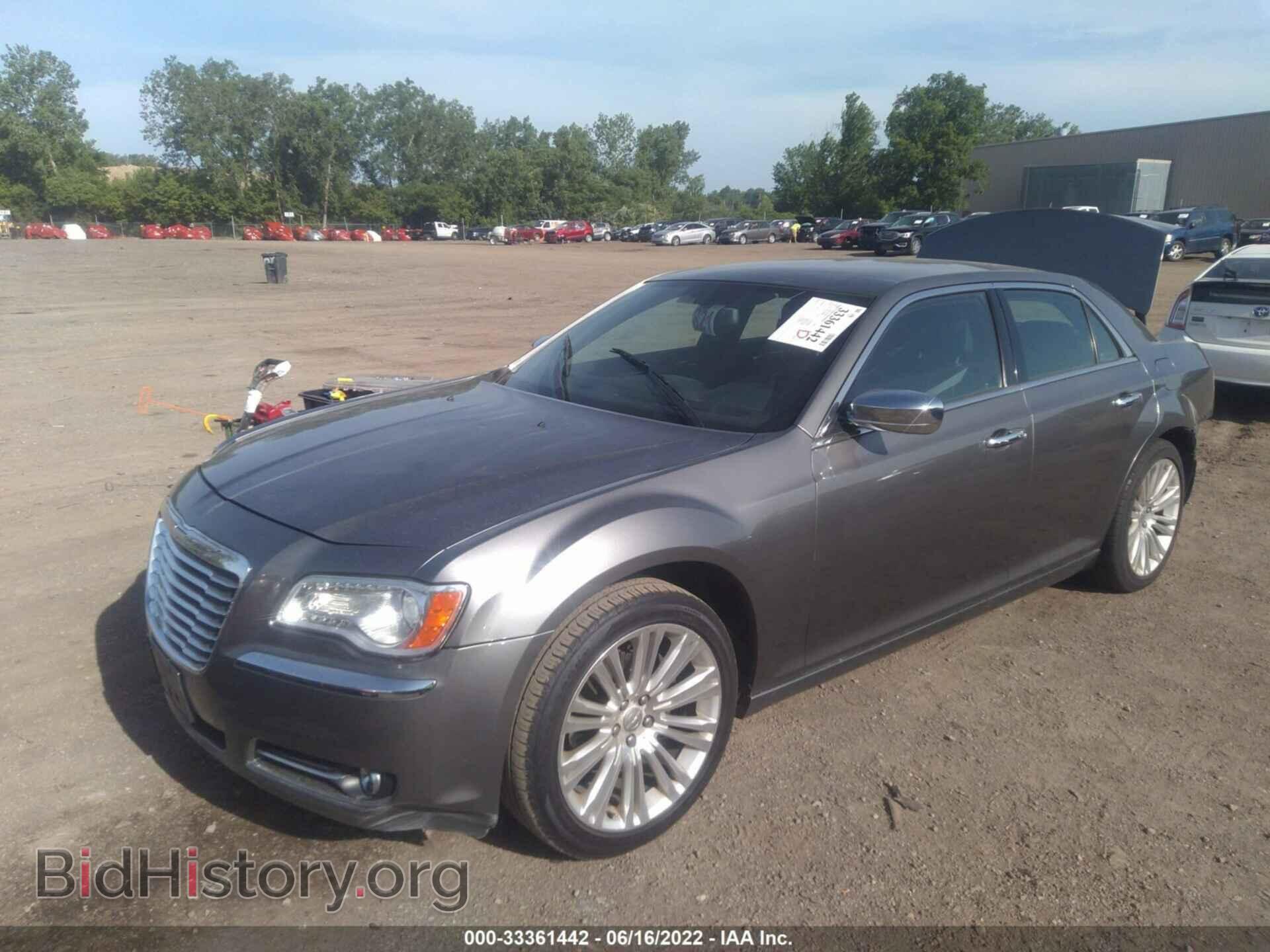 2012 CHRYSLER 300 - VIN: 2C3CCACG4CH205800 - Photo 2