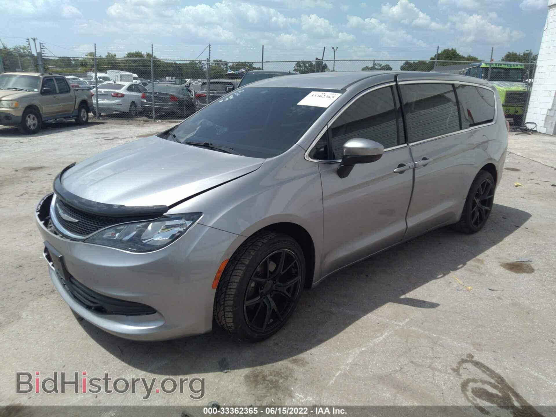 2017 CHRYSLER PACIFICA - VIN: 2C4RC1CG3HR657776 - Photo 2