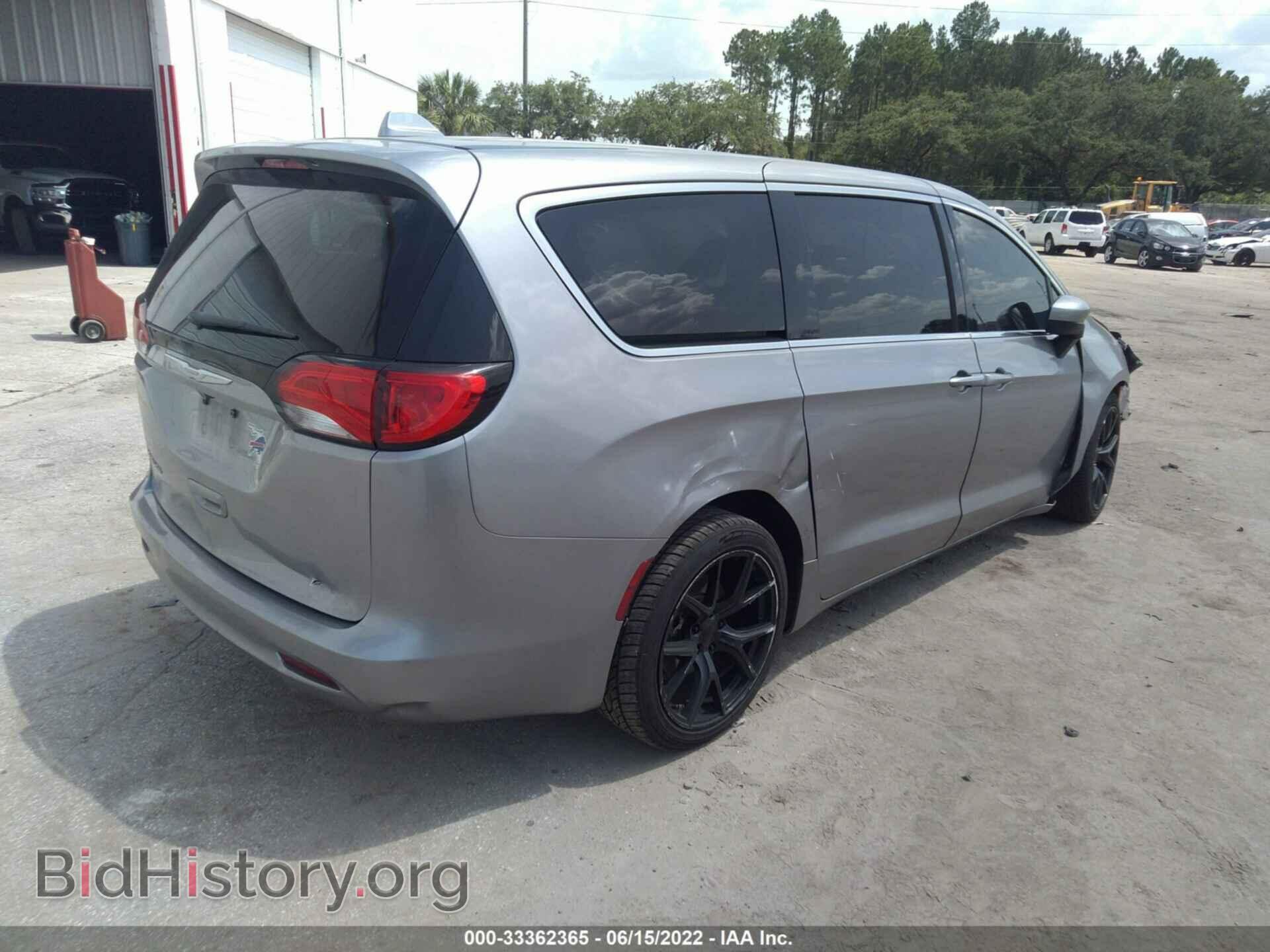 2017 CHRYSLER PACIFICA - VIN: 2C4RC1CG3HR657776 - Photo 4