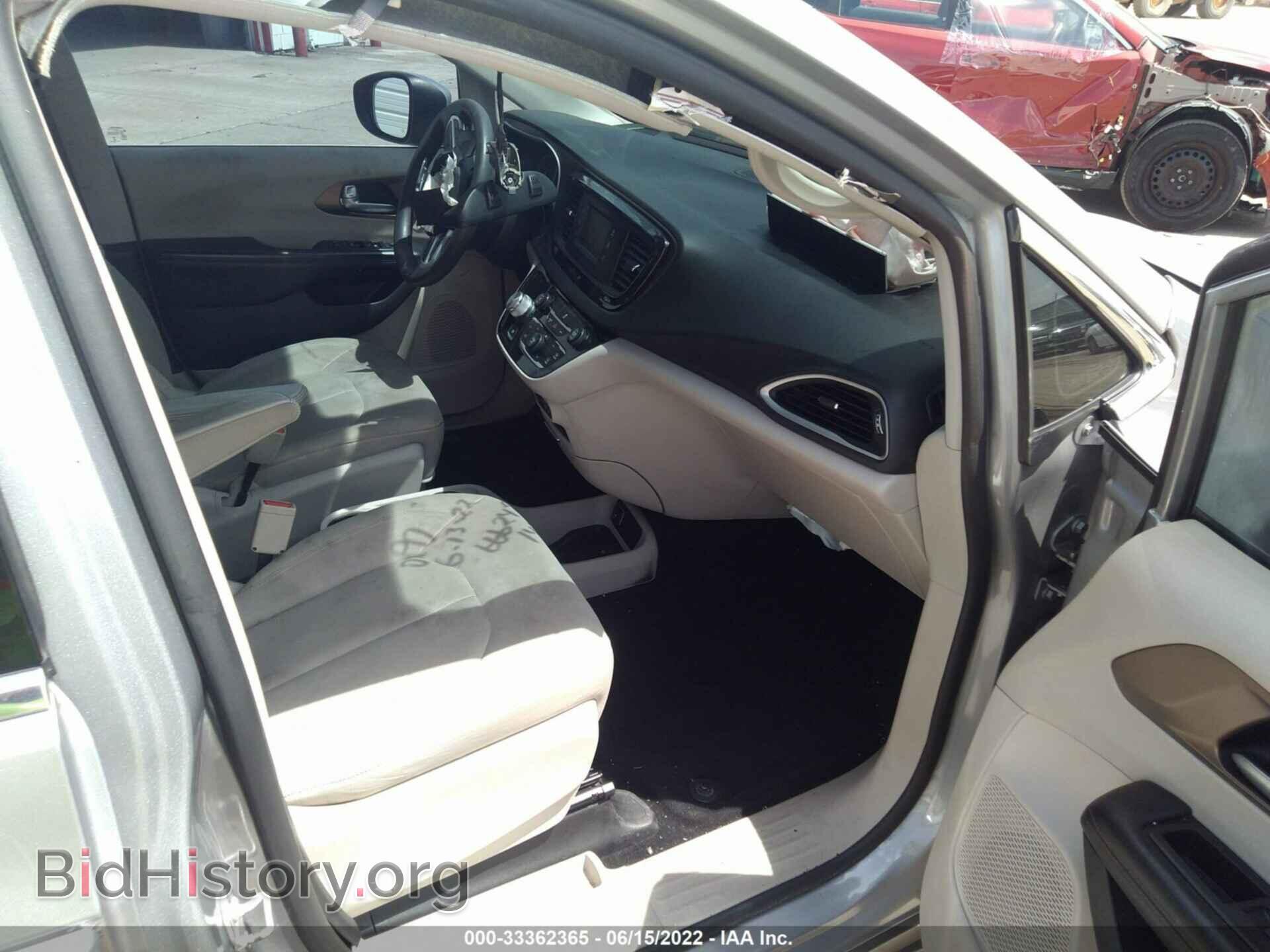 2017 CHRYSLER PACIFICA - VIN: 2C4RC1CG3HR657776 - Photo 5