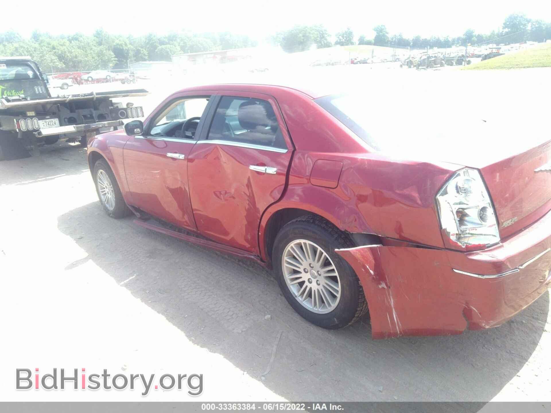 2010 CHRYSLER 300 - VIN: 2C3CA4CD2AH133778 - Фото 6