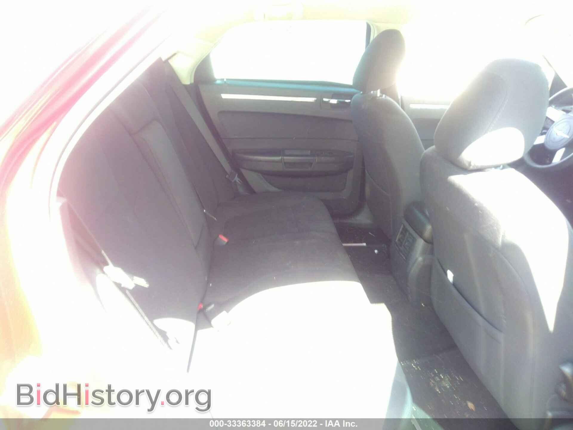 2010 CHRYSLER 300 - VIN: 2C3CA4CD2AH133778 - Фото 8