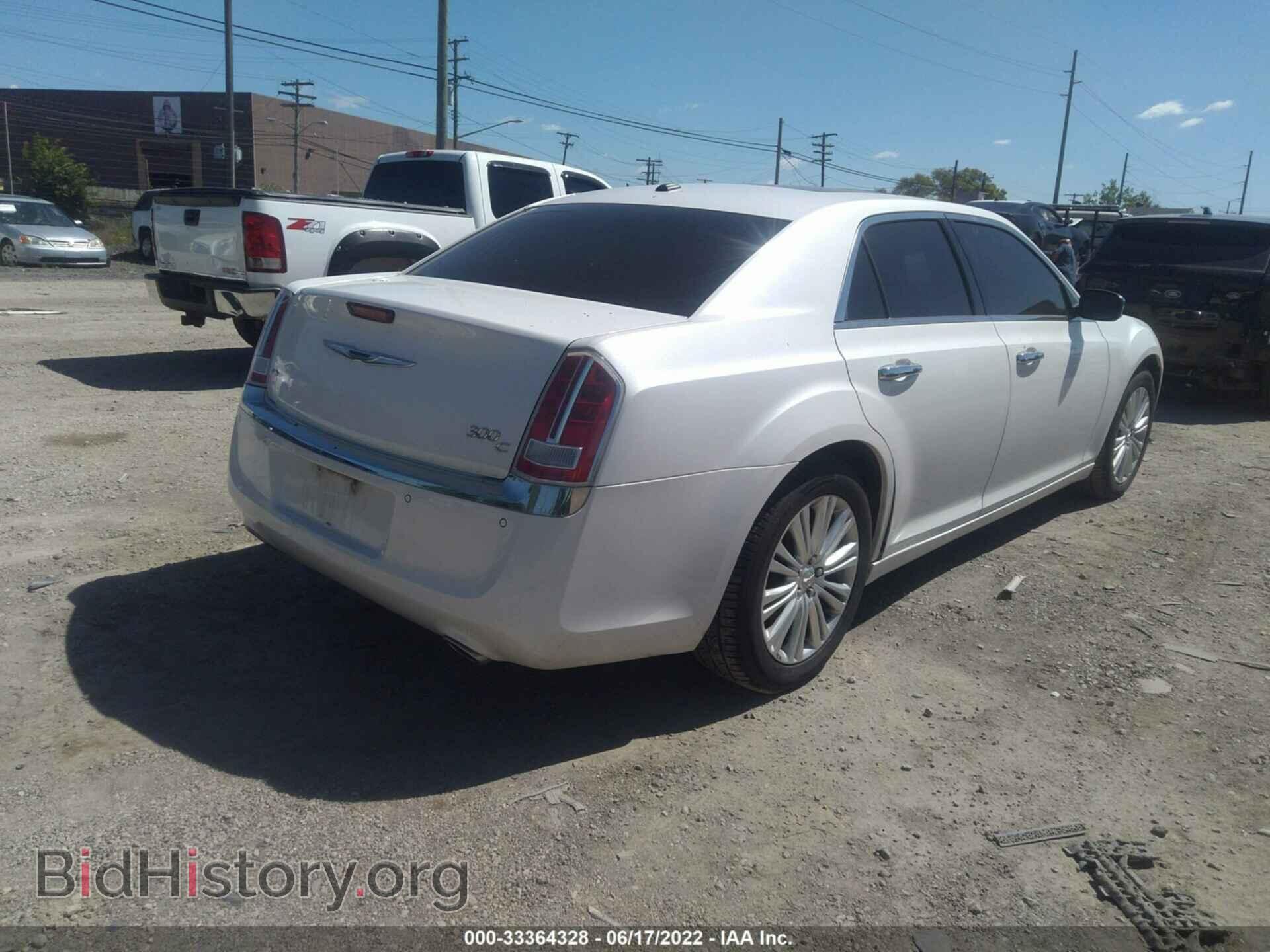 2014 CHRYSLER 300 - VIN: 2C3CCAKT5EH381885 - Фото 4