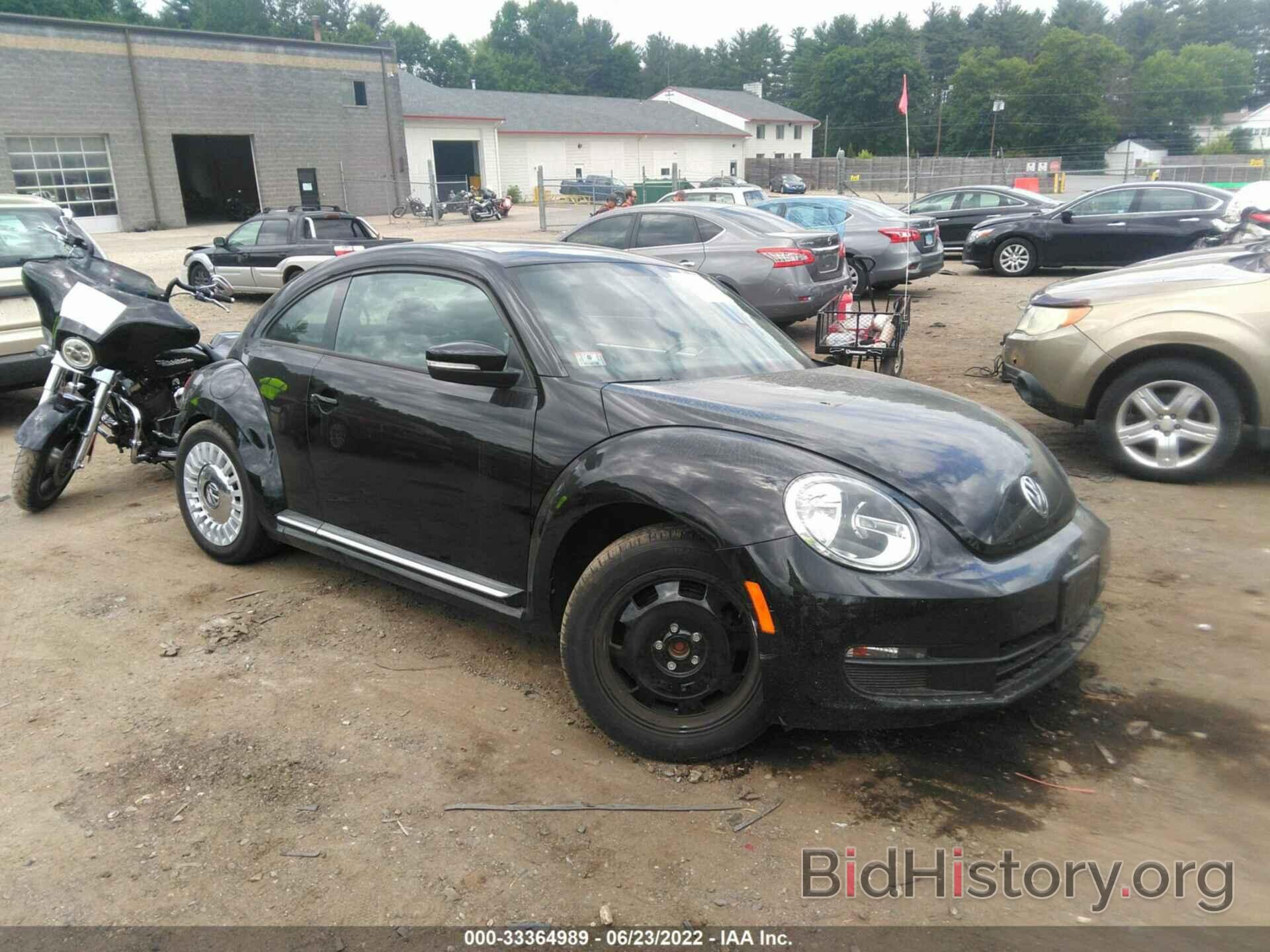 Photo 3VWHP7AT8DM680083 - VOLKSWAGEN BEETLE COUPE 2013