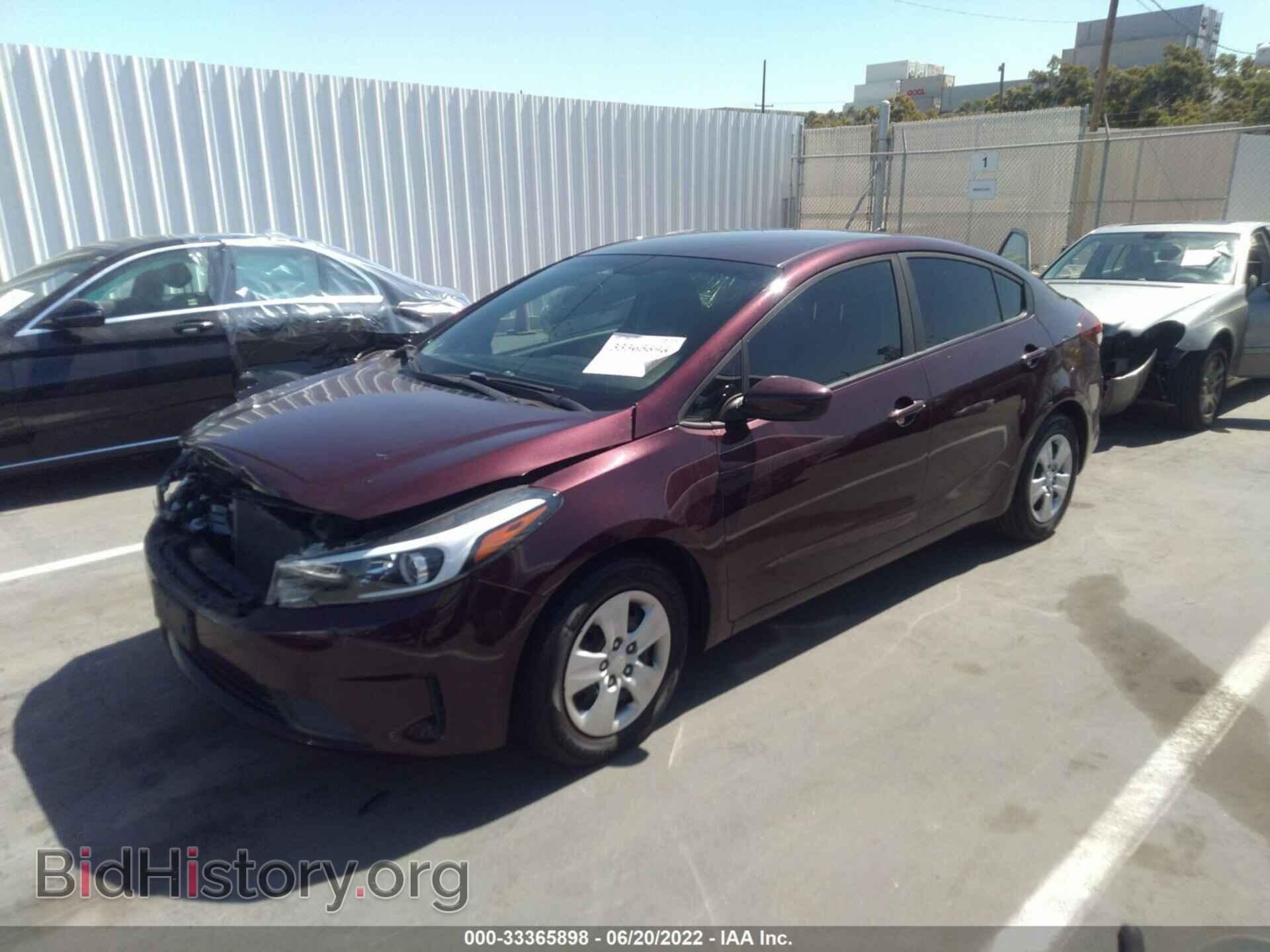 2017 KIA FORTE - VIN: 3KPFK4A77HE098941 - Photo 2