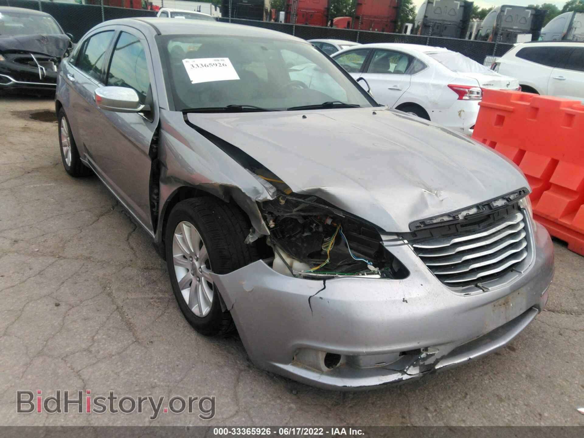 2013 CHRYSLER 200 - VIN: 1C3CCBCG2DN608222 - Фото 6