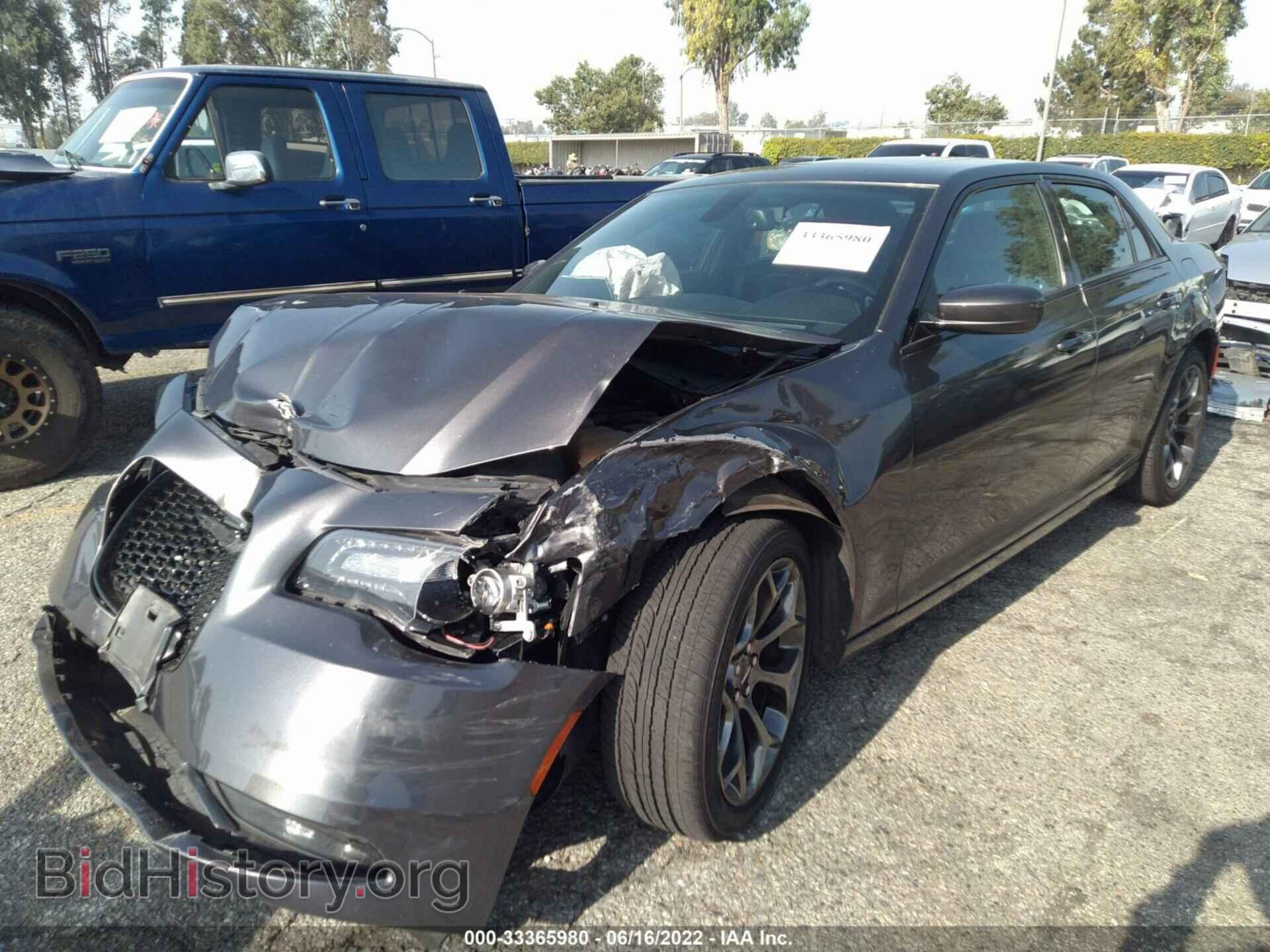 2016 CHRYSLER 300 - VIN: 2C3CCABG7GH141663 - Фото 2