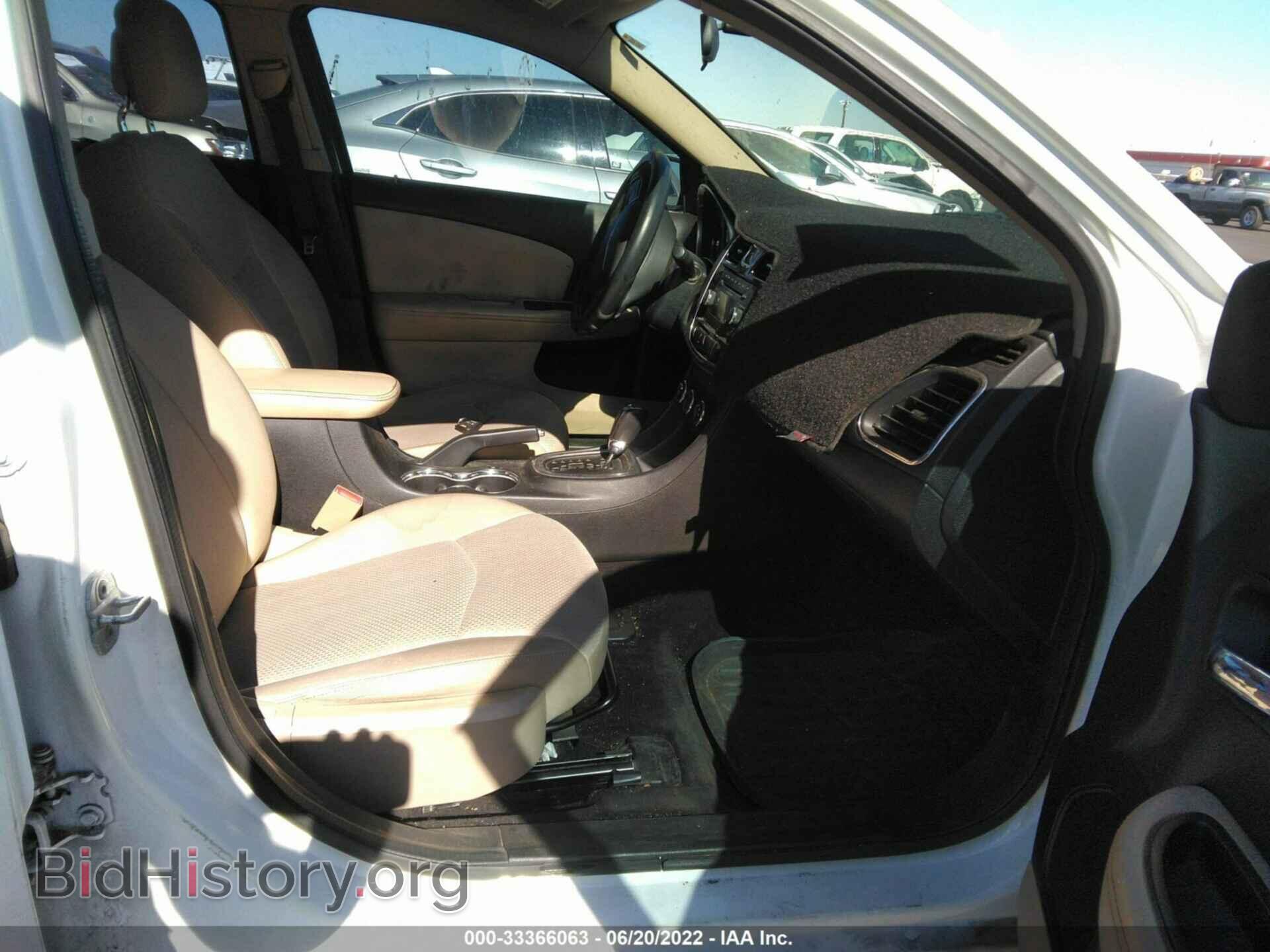 2012 CHRYSLER 200 - VIN: 1C3CCBAB7CN204533 - Фото 5