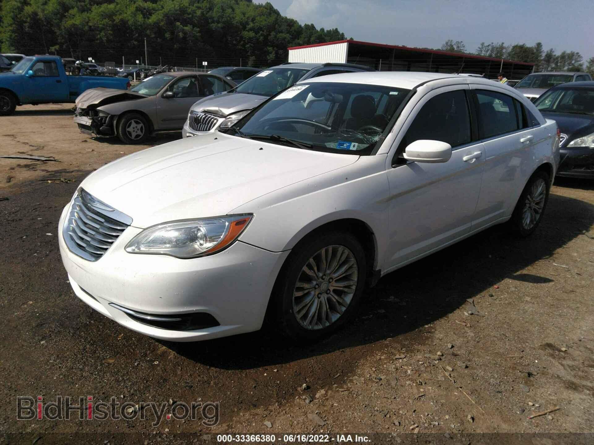 2012 CHRYSLER 200 - VIN: 1C3CCBAB4CN248750 - Фото 2